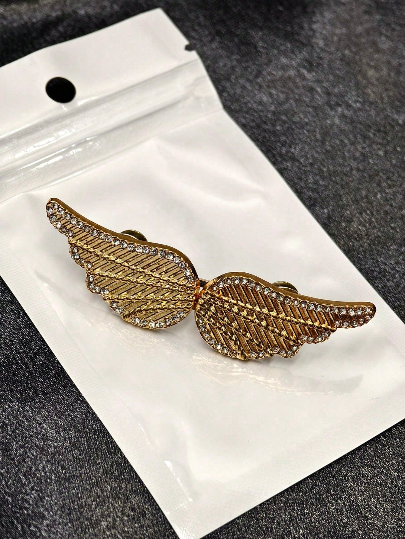 1pc Shiny Wing Shaped Waist Buckle, Metal Alloy Adjustable Clip For Jeans, Detachable & Without Nailing