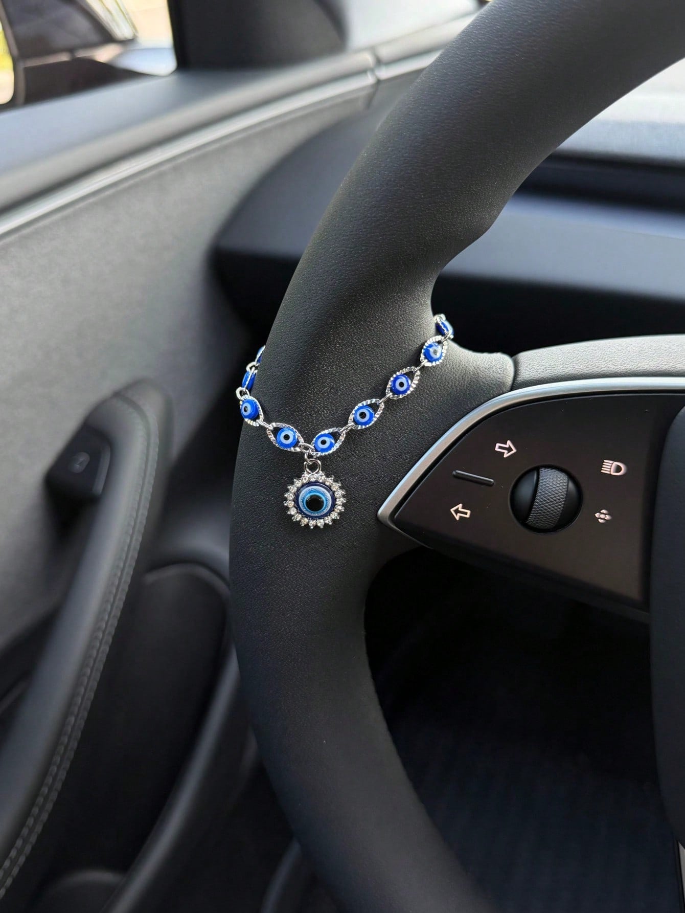 1pc Silver & Blue Evil Eye Car Steering Wheel Chain, Sparkling Rhinestone Turkish Evil Eye Pendant Ornament, Bohemian Style Car Interior Decoration For Good Luck And Protection, Fits Most Car Models