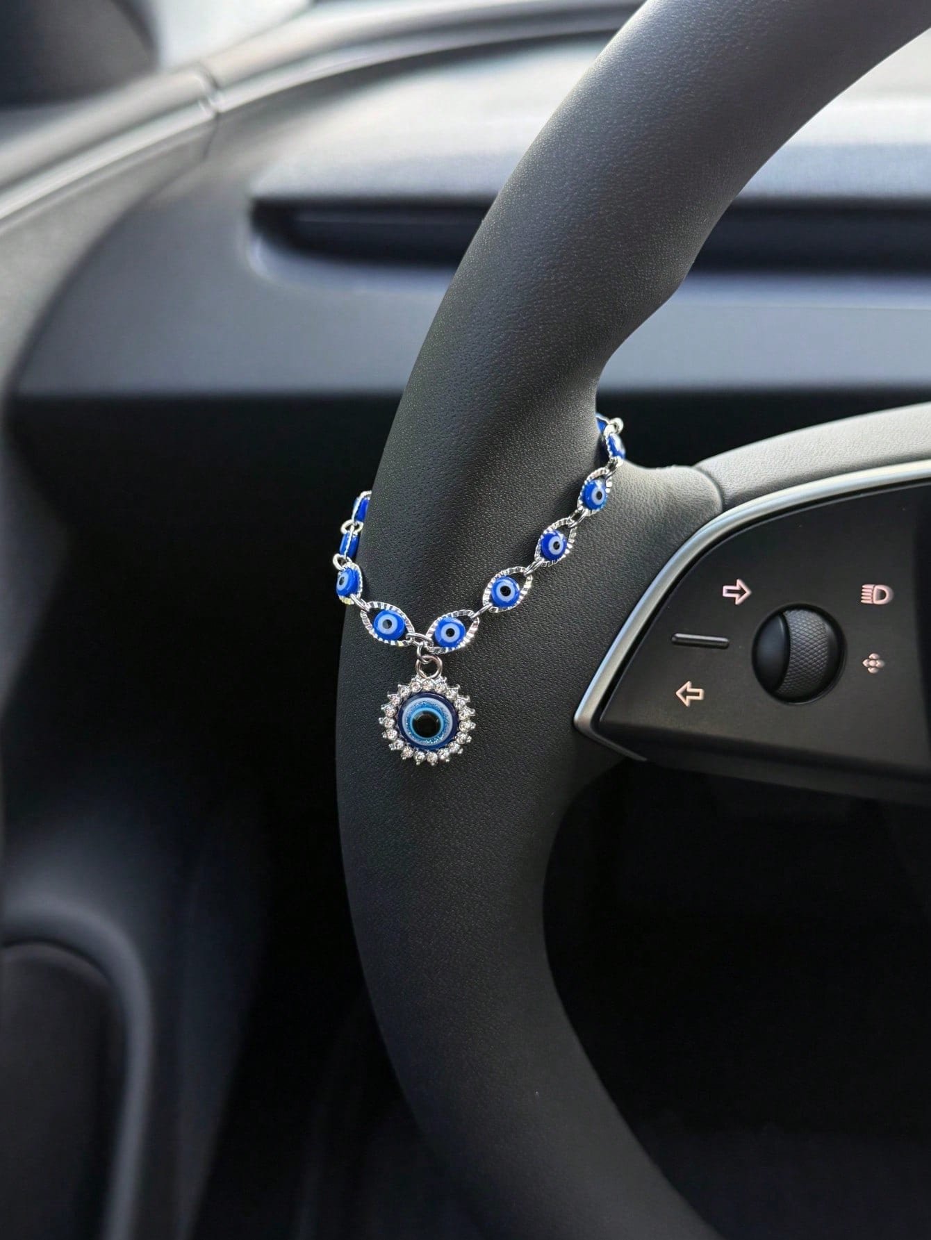 1pc Silver & Blue Evil Eye Car Steering Wheel Chain, Sparkling Rhinestone Turkish Evil Eye Pendant Ornament, Bohemian Style Car Interior Decoration For Good Luck And Protection, Fits Most Car Models