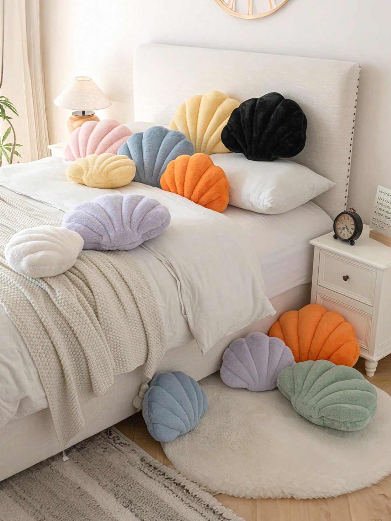 1pc Soft Faux Fur Shell Decorative Pillow, Suitable For Sofa/Bed, Shell Shaped Decor Pillow For Ocean Style, Fashion Beach Cushion, Bedroom/Outdoor Garden Decor, Summer Gift