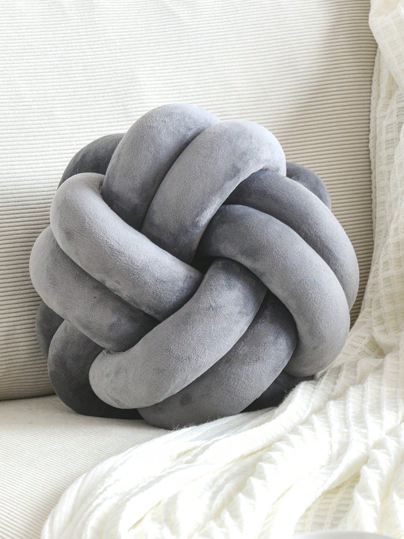 1pc Solid Color Versatile Eight-Faced Plush Ball Decorative Throw Pillow, Living Room, Sofa, Coffee Table, Bedroom Decor