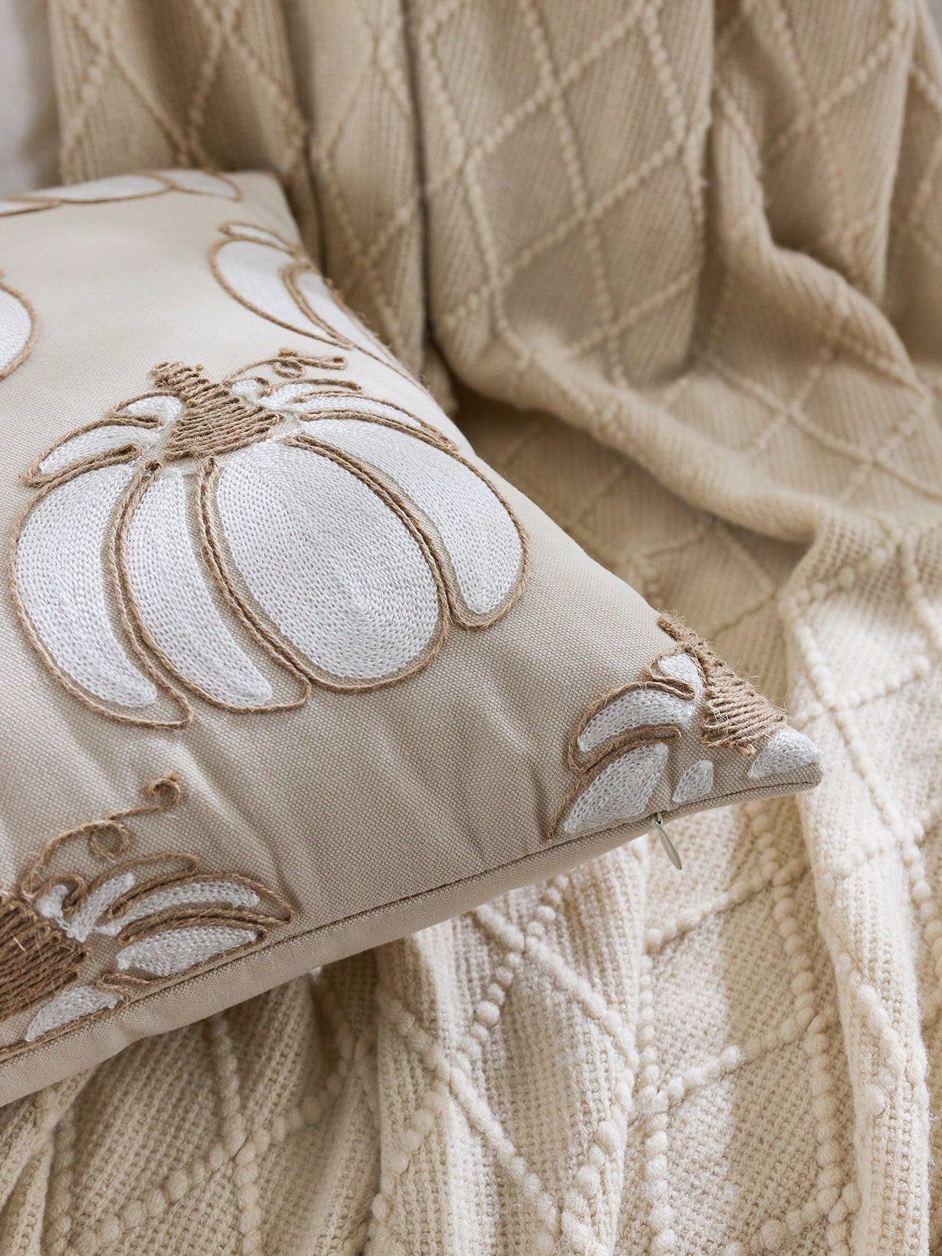 1pc Thanksgiving Pumpkin Embroidered Pillow Case, Suitable For Indoor Decoration, Thanksgiving Decor, All-Season Pillow Case, Without Insert