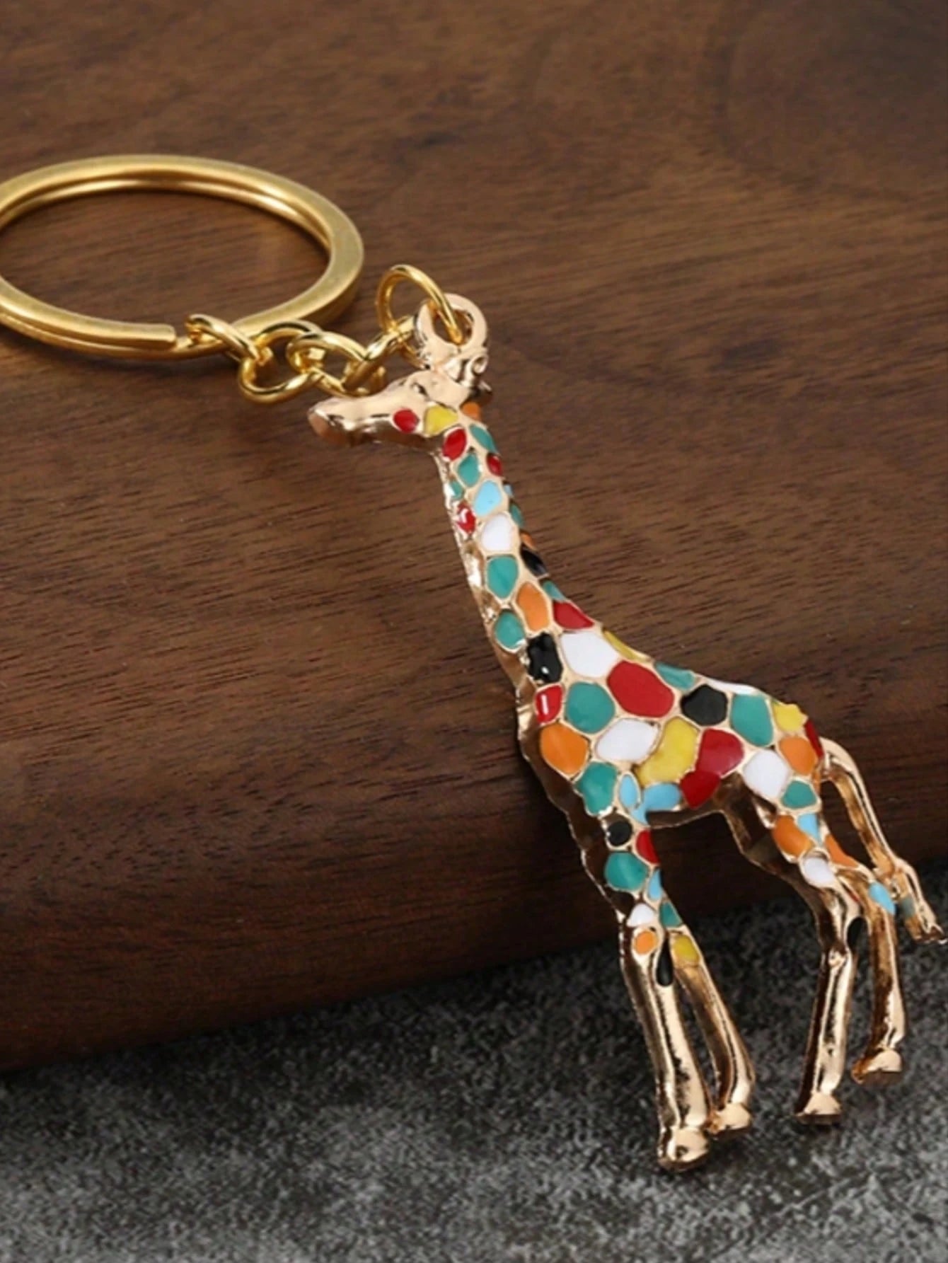 1pc Unisex Creative Colorful Giraffe Keychain Cute Versatile Retro Giraffe Couple Gift Bag Charm Deer Jewellery Shine Party Car Accessories For Woman Gifts For Women Gifts For Men