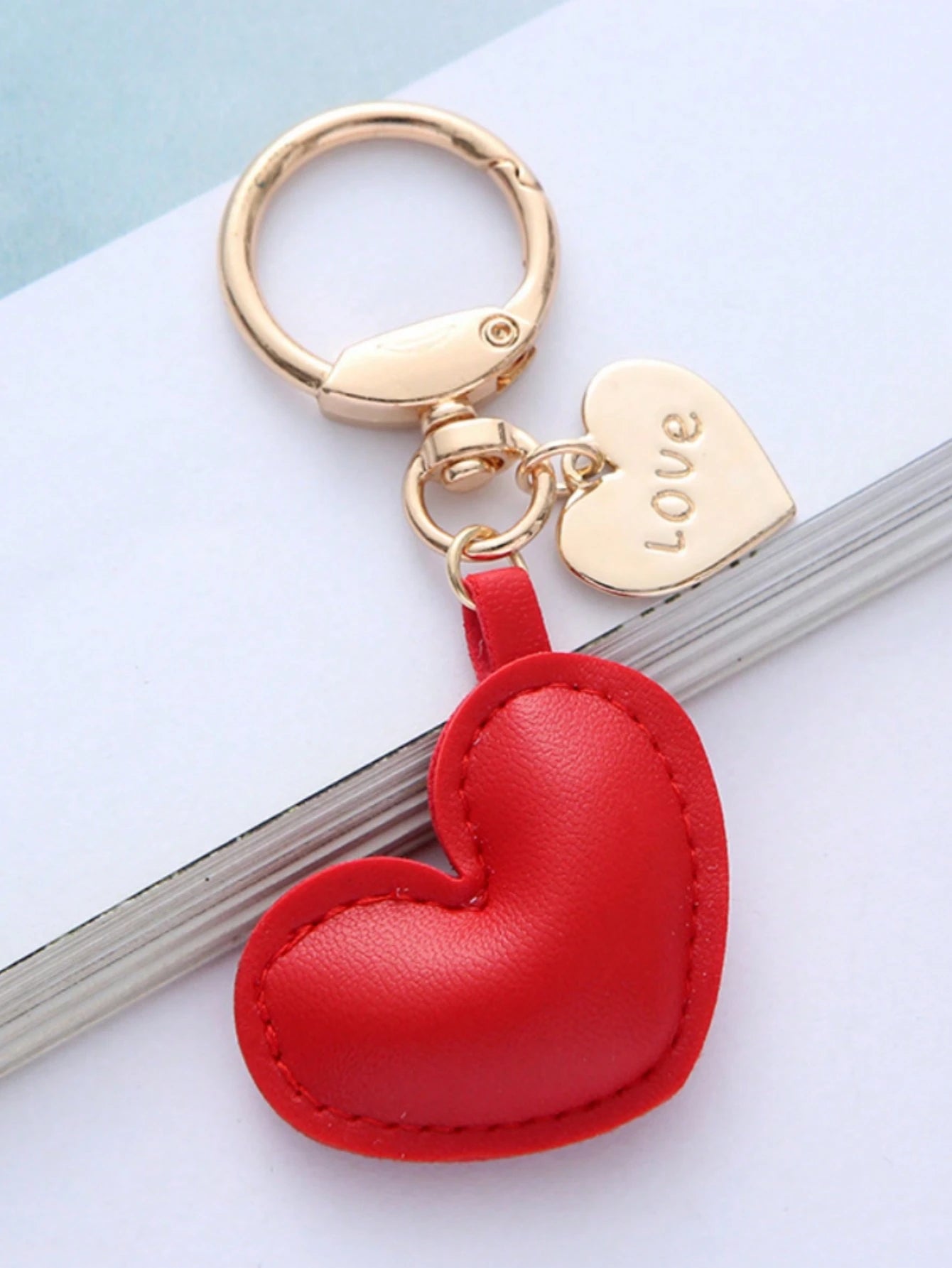1pc Unisex Minimalist PU Leather Heart Keychain Pendant Couple Gift Bag Charm