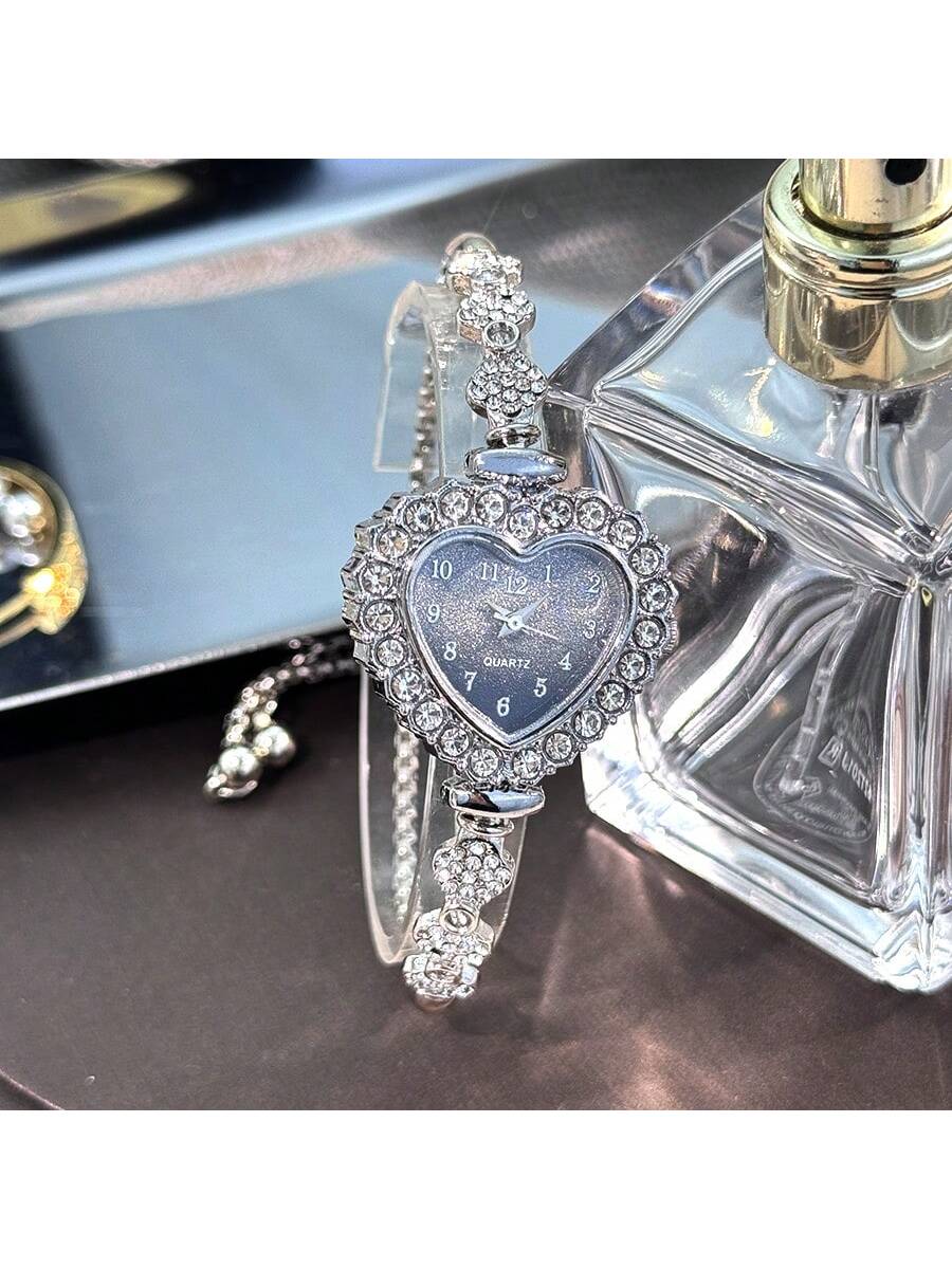 1pc Women's Alloy Bracelet Fashion Heart-Shaped Case Arabic Dial Quartz Watch With Drawstring, Suitable For Decoration