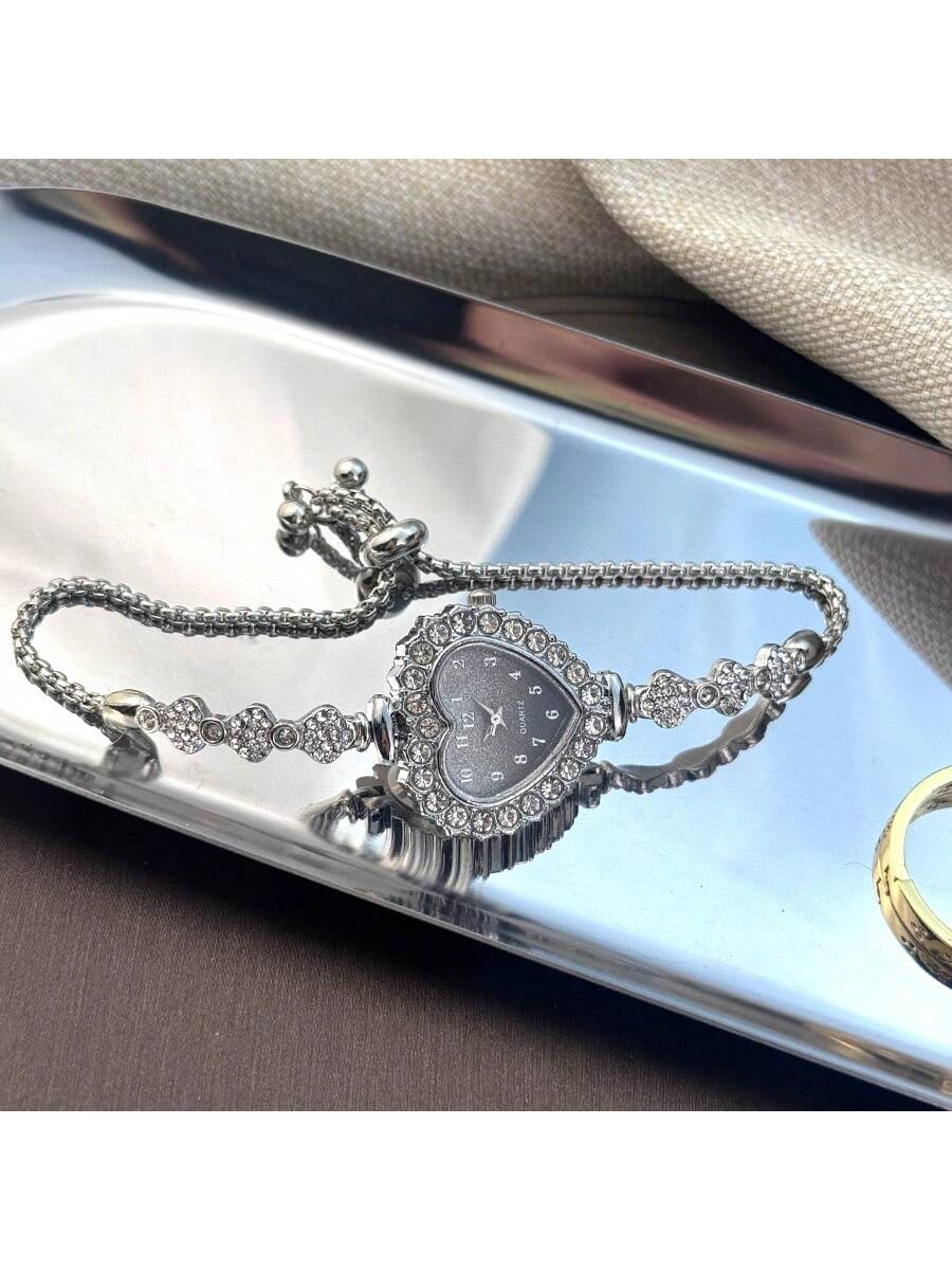 1pc Women's Alloy Bracelet Fashion Heart-Shaped Case Arabic Dial Quartz Watch With Drawstring, Suitable For Decoration