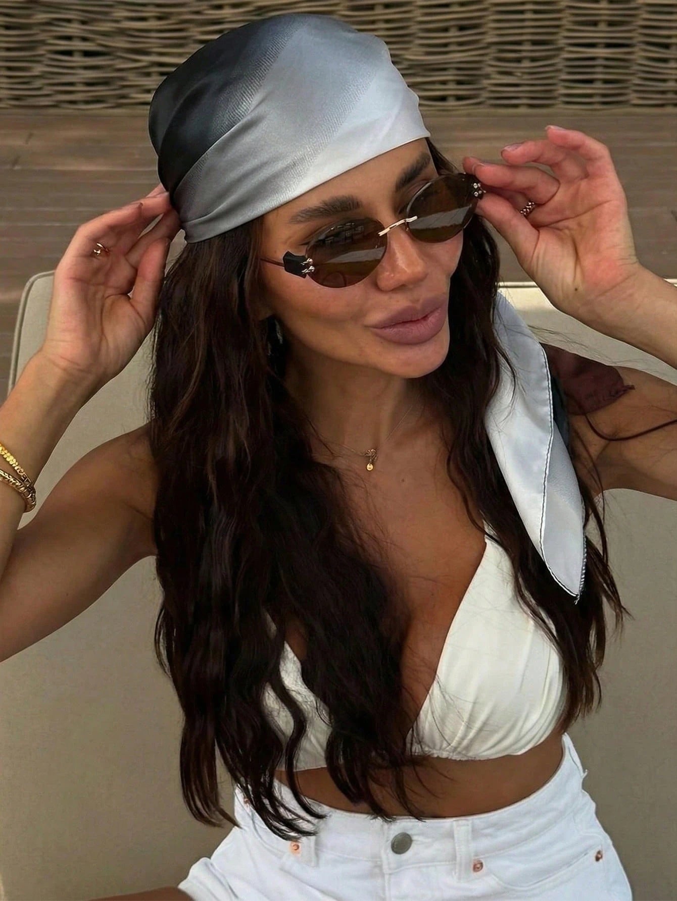 1pc Women's Casual Solid Color Satin Scarf/Bandana, Minimalist Spring/Summer Hair Accessory, Suitable For Vacation, Beach Party, Street Fashion, French Girl Style
