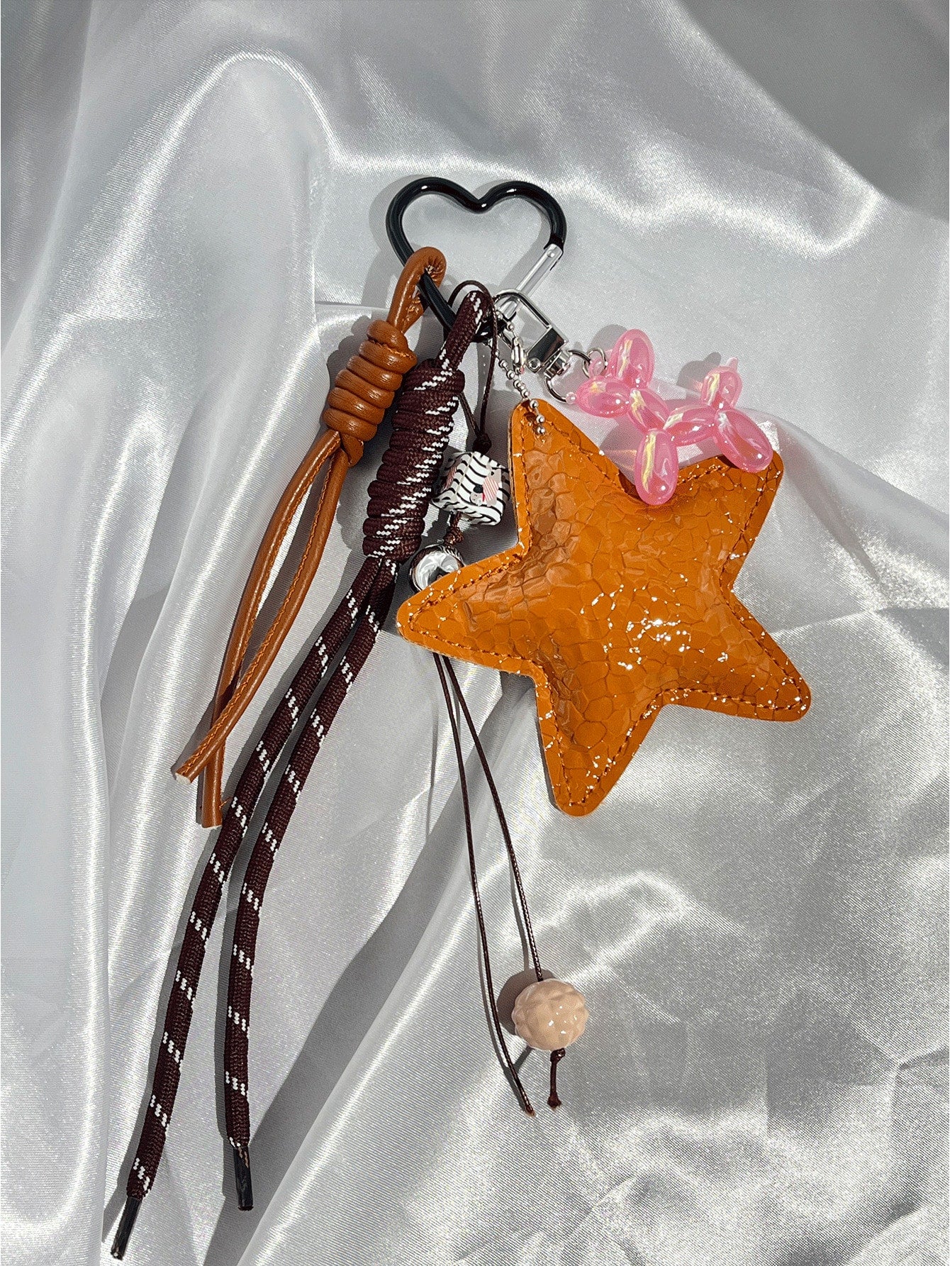 1pc Y2K Style Pink Star Bag Charm, Chenille Material, Keychain, Car Hanging Ornament. Valentine's Day Gift, Fashionable And Versatile, Suitable For Teenagers, Women, College Students, Teachers, White