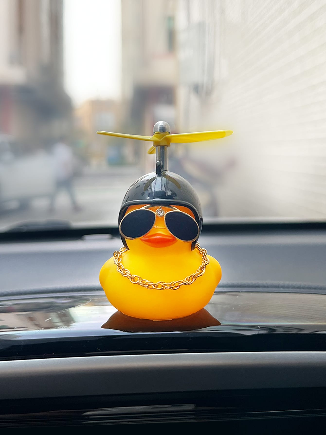 1pc Yellow Duck Design Creative Lovely Plastic Car Ornament