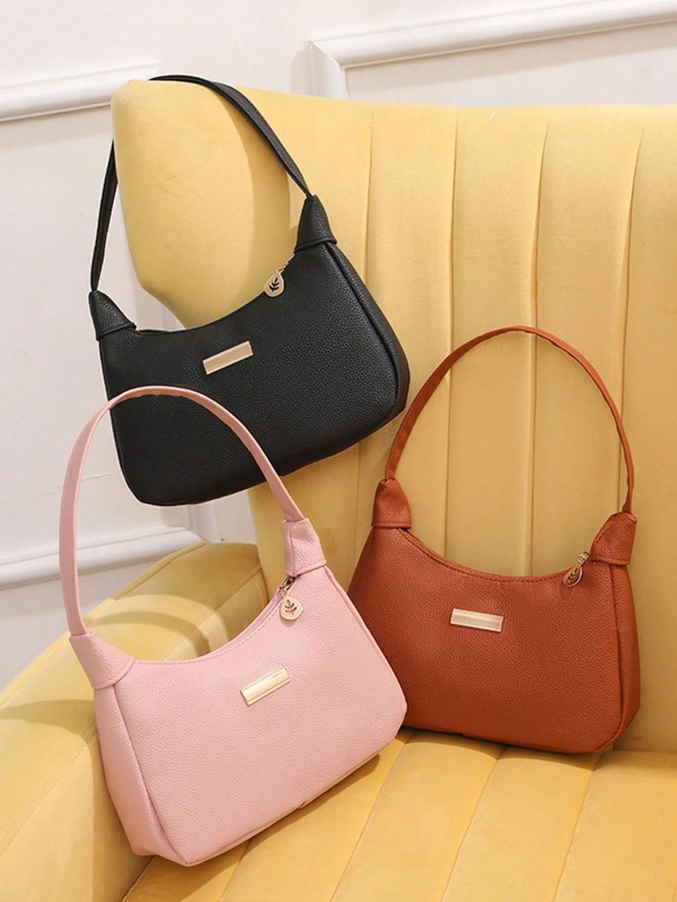 2026 New Fresh Sweet Lychee Texture Sequin Decor Underarm Bag Niche Design Handbag