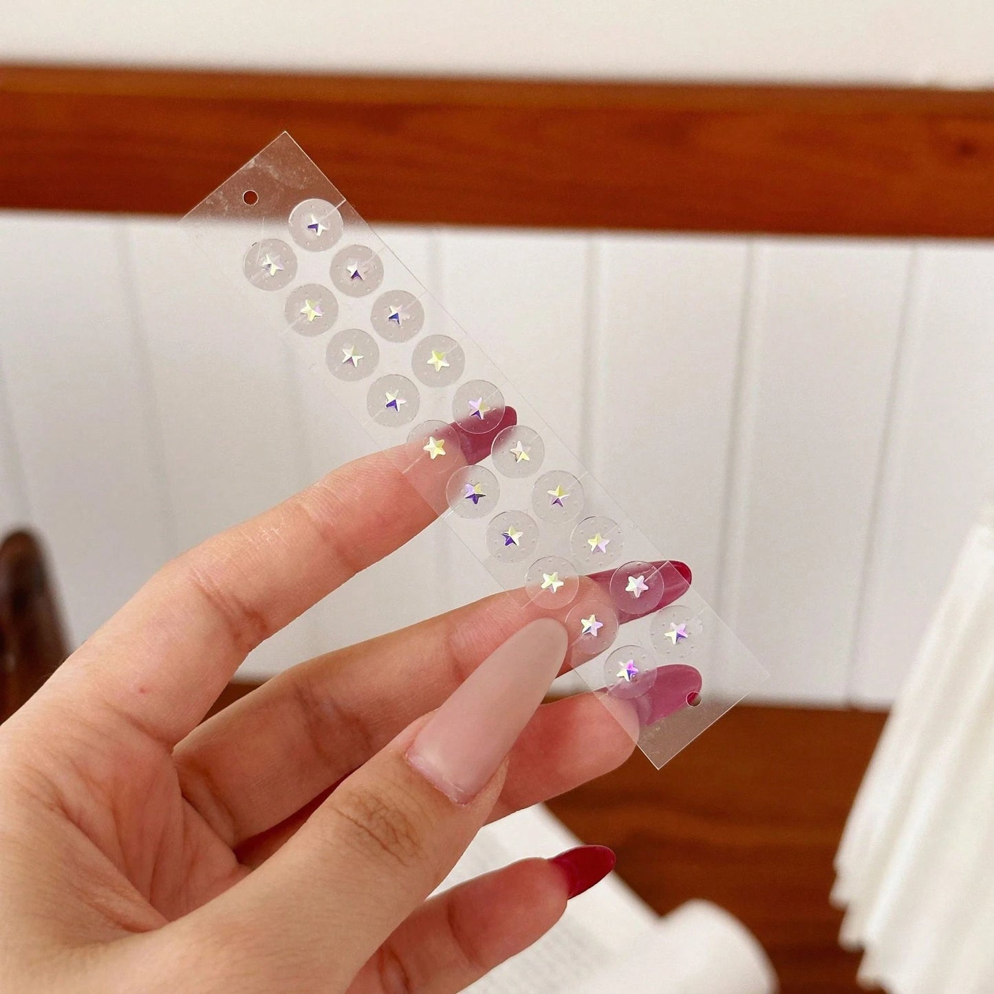 20pcs Disposable Ear Acupressure Patches, Ear Acupuncture Therapy Massage Ear Point Stickers