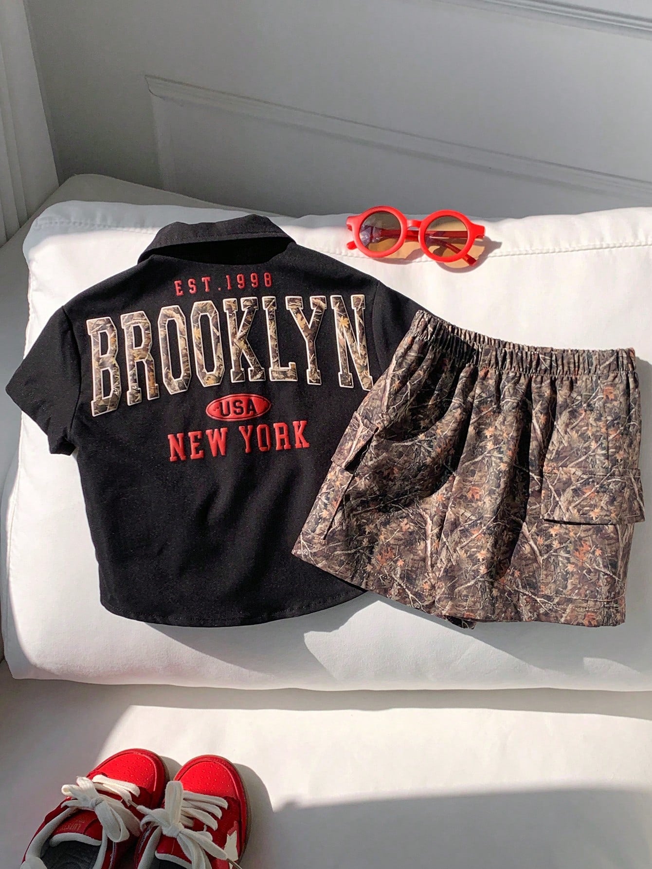 2pcs Baby Boy Summer Casual Black Short Sleeve Shirt With Leaf Camo Pattern Shorts Set, Camo Utility Shirt Outfit