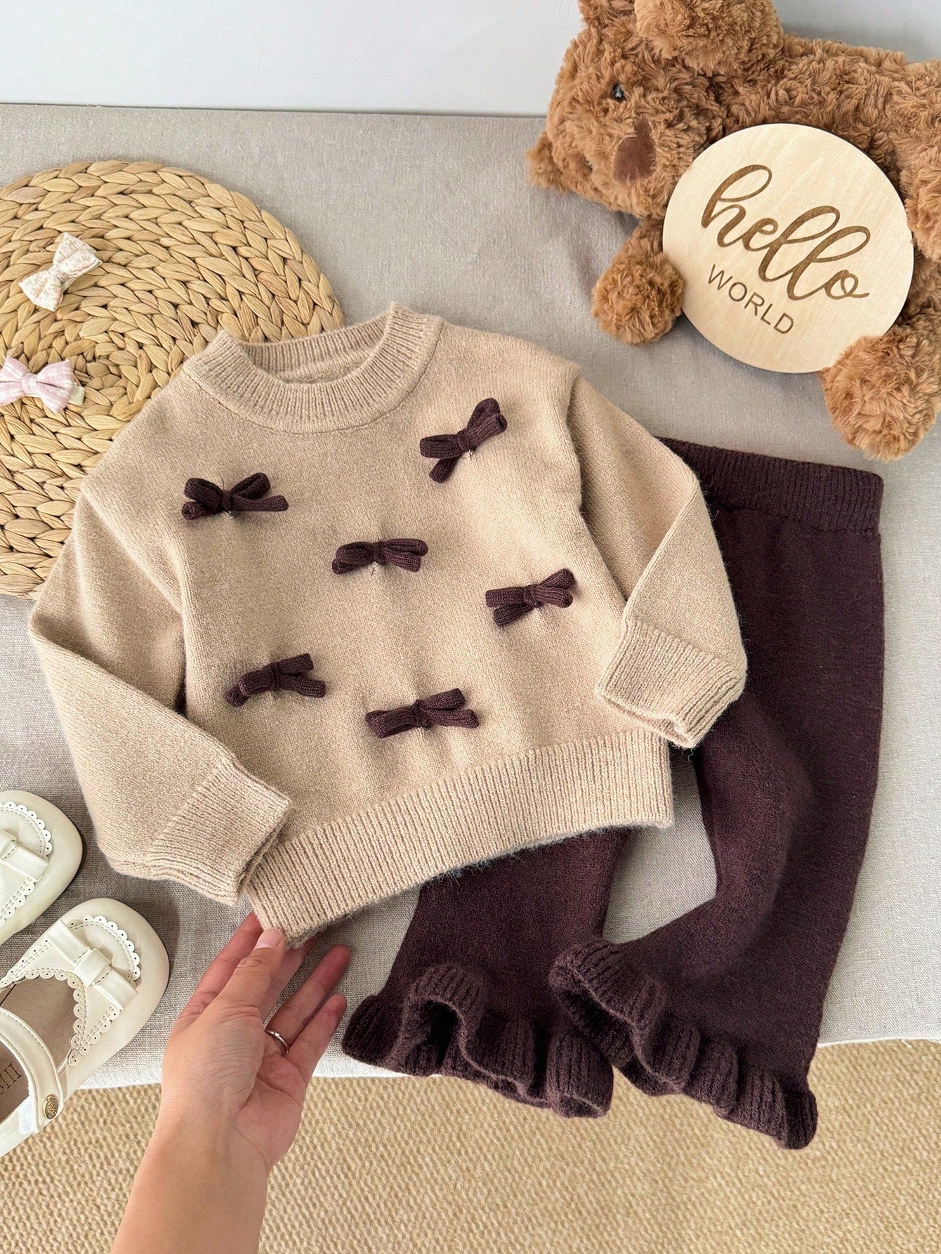 2pcs Baby Girl Elegant 3D Bow Decor Pullover Long Sleeve Autumn Winter Top And Solid Color Ruffle Hem Long Pants Set