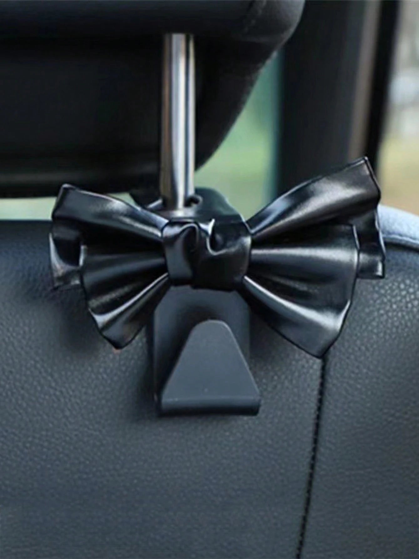 2pcs Creative Bow Shaped Invisible Car Trunk Storage Hooks