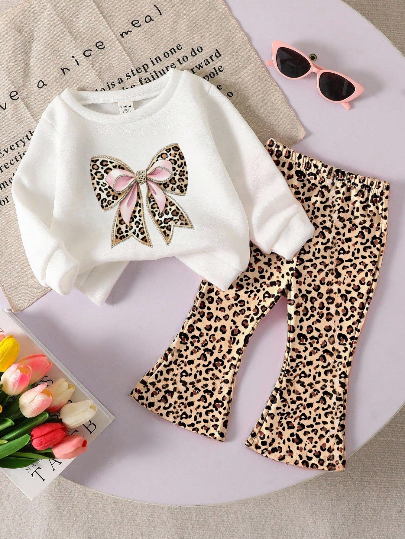 2pcs/Set Baby Girls Cute White Autumn Outfit,Long Sleeve Bowknot Leopard Print Sweatshirt And Flare Pants Set,Knit Casual Matching Family Gift Wear