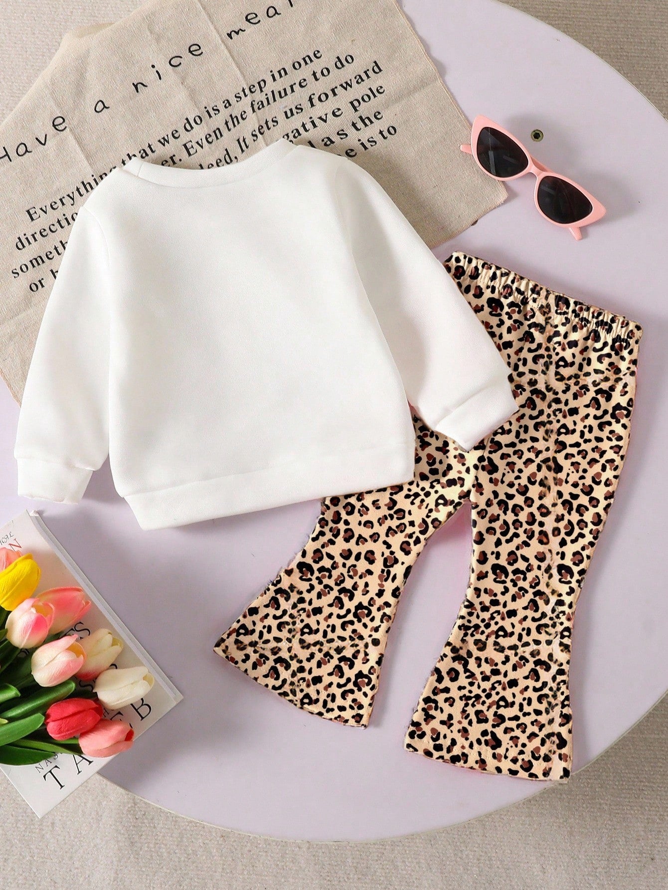 2pcs/Set Baby Girls Cute White Autumn Outfit,Long Sleeve Bowknot Leopard Print Sweatshirt And Flare Pants Set,Knit Casual Matching Family Gift Wear