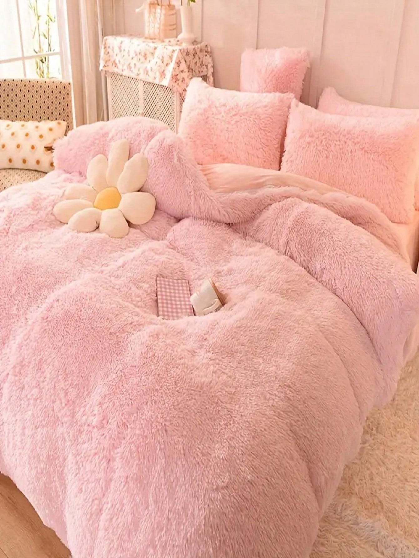 3/4 Pc Plush Comforter Cover Set- Ultra Soft Fluffy Duvet Cover With 1/2 Pillowcases & 1 Heart Shaped Pillow For Cozy Warm Bedding