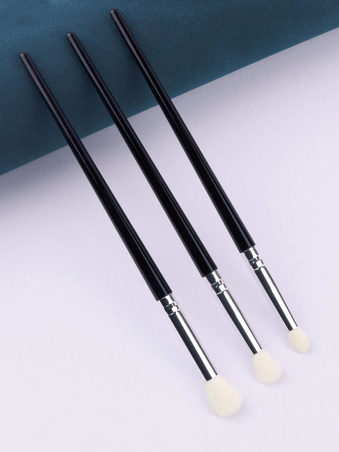 3pcs Blending Brush Nose Shadow Brush Detail Brush,Eyebrow Brush,Eyeshadow Brush,Spoolie,Spoolie Brush,Giveaways