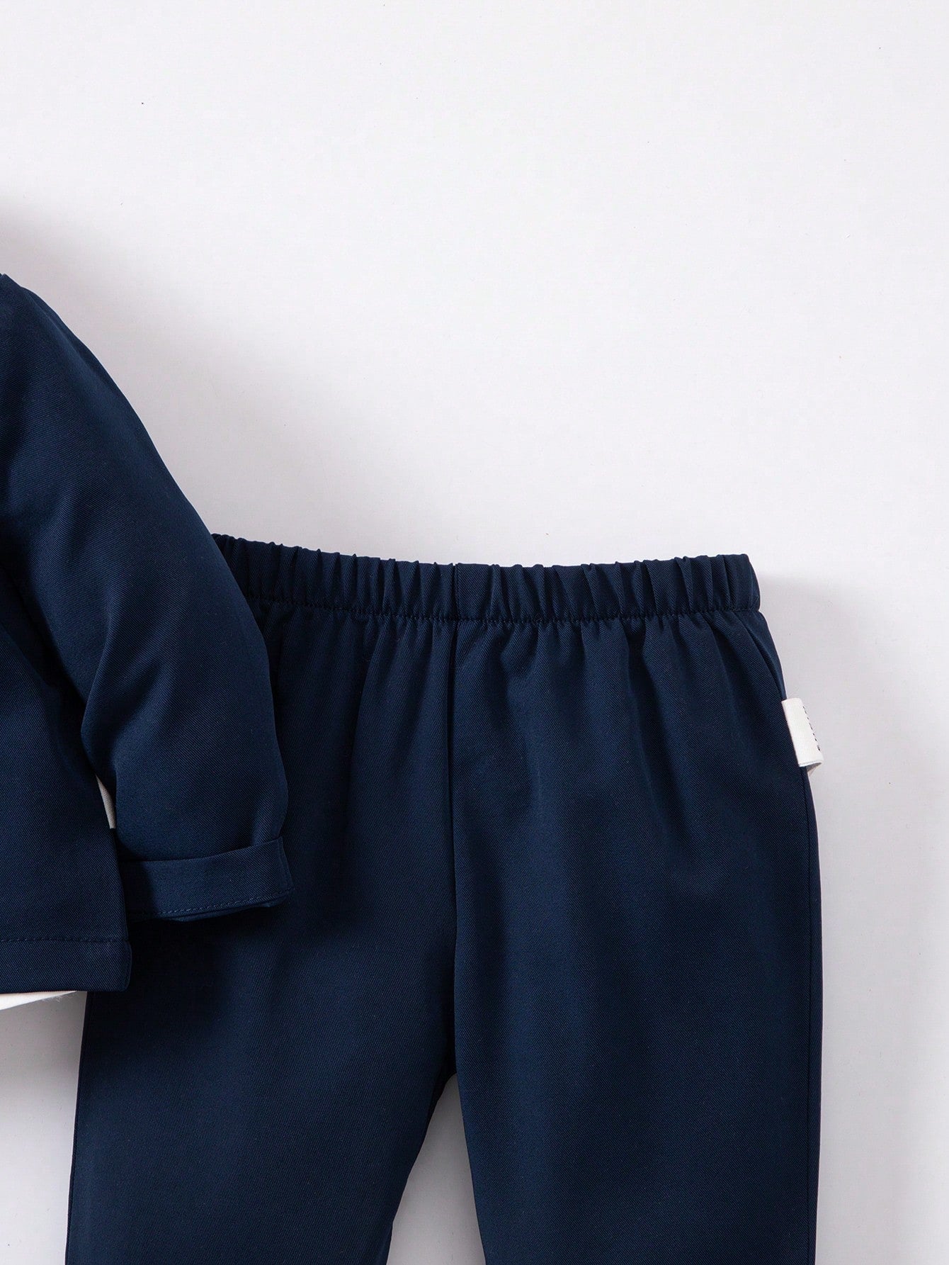 3pcs Newborn Baby Boy Cute Gentleman Outfit Set,Navy Blue Autumn Elegant Party Cruise Prince Suit Jacket Pants With Gold Buttons Bow For Birthday
