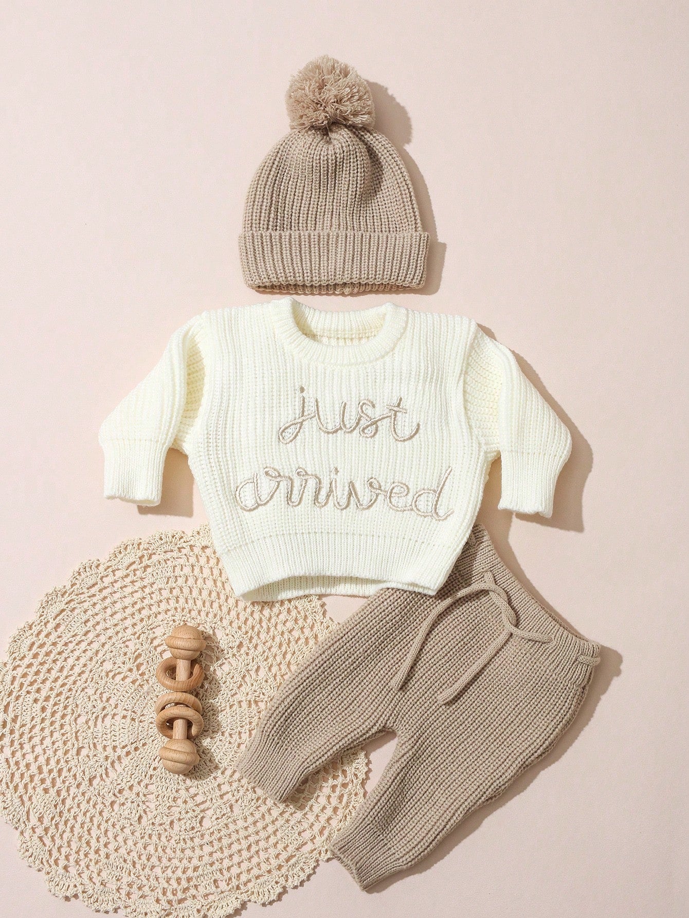 3Pcs Set White Autumn Baby Hospital Arrival Announcement Outfit Graphic Knitted Tops And Pants With Hat Newborn Photo Shoot Props Family Matching