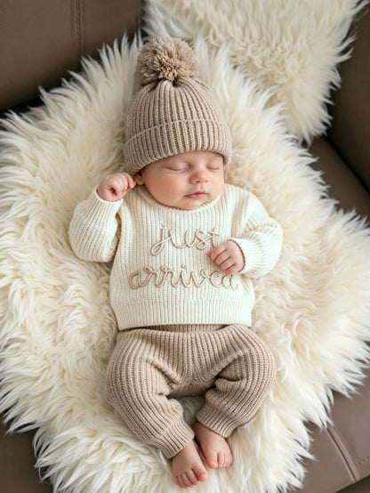 3Pcs Set White Autumn Baby Hospital Arrival Announcement Outfit Graphic Knitted Tops And Pants With Hat Newborn Photo Shoot Props Family Matching