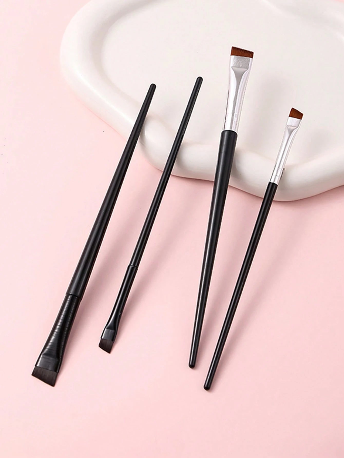 4pcs Upgraded Blade Eyeliner Brush, Thin Angle & Flat Eyebrow Brush, Precision Detailing Brush For Makeup, Eyebrow Brush, Eyeshadow Brush, Brush,Giveaways
