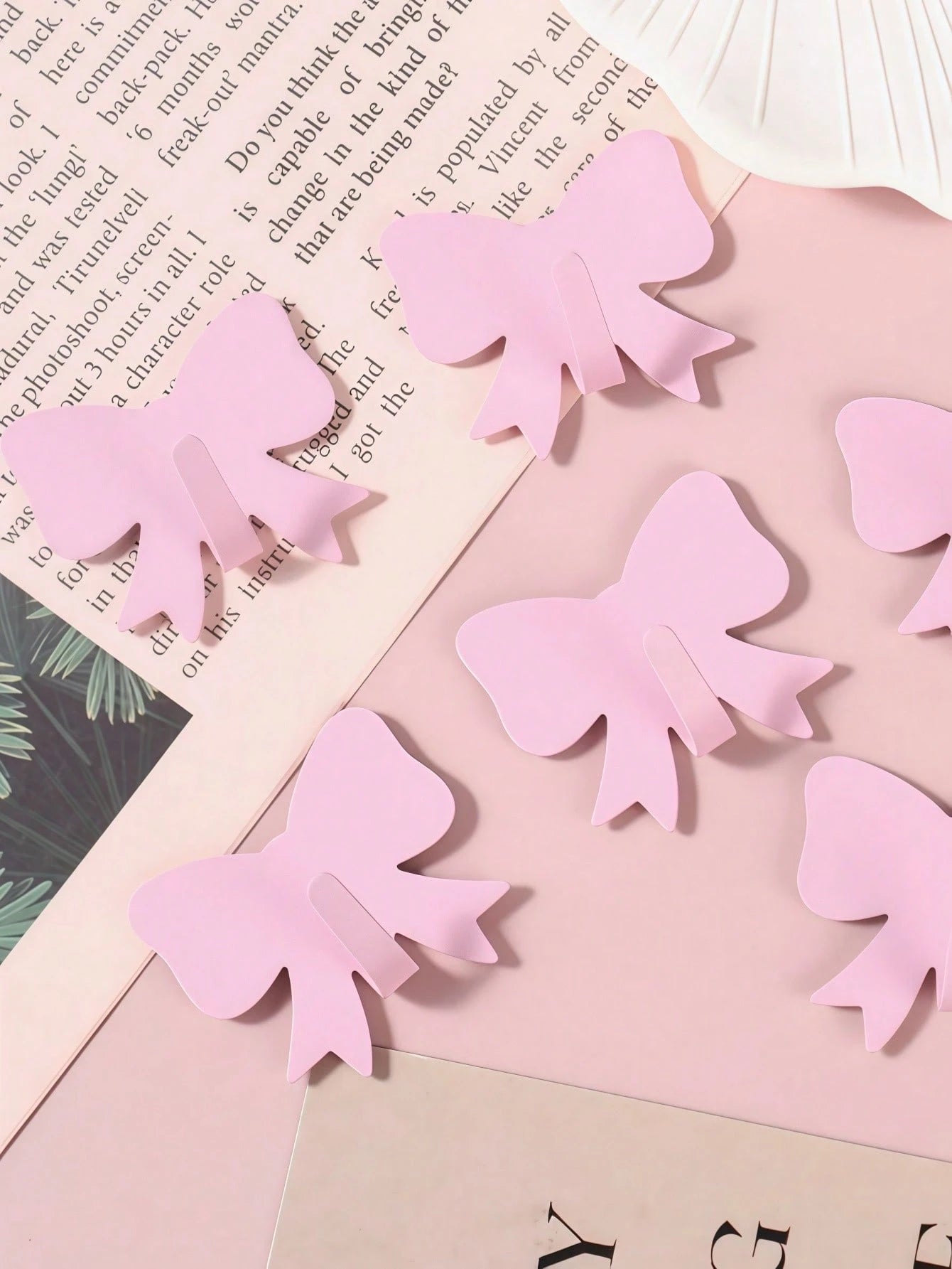 5pcs/10pcs/30PCS/Pack No-Drill Adhesive Bow-Shaped Hooks, Baby Room Wall Storage, Suitable For Living Room And Bedroom Wall Storage