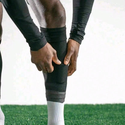5pcs/Set Football Sports Accessories Kit, Includes Football Leg Warmers, Knitted Sock Sleeves, Ice Sleeves, Drawstring Bag, Sports Fixing Strap, Meets Football Sports Needs, Suitable As A Gift For Foo