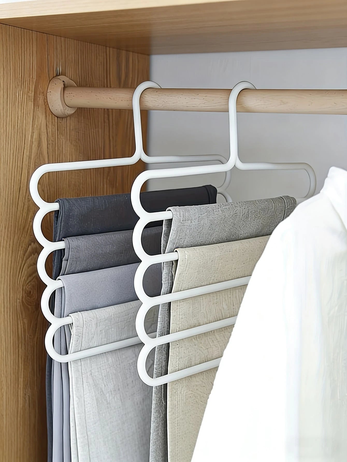 6pcs/3pcs/1pc 5-Tier Multi-Functional Clothes Hanger, Plastic Scarf Pants Organizer Hanger, Non-Slip Upgraded Design, Suitable For Tie, Scarf And Accessory Storage In Wardrobe Or Closet, Perfect Home