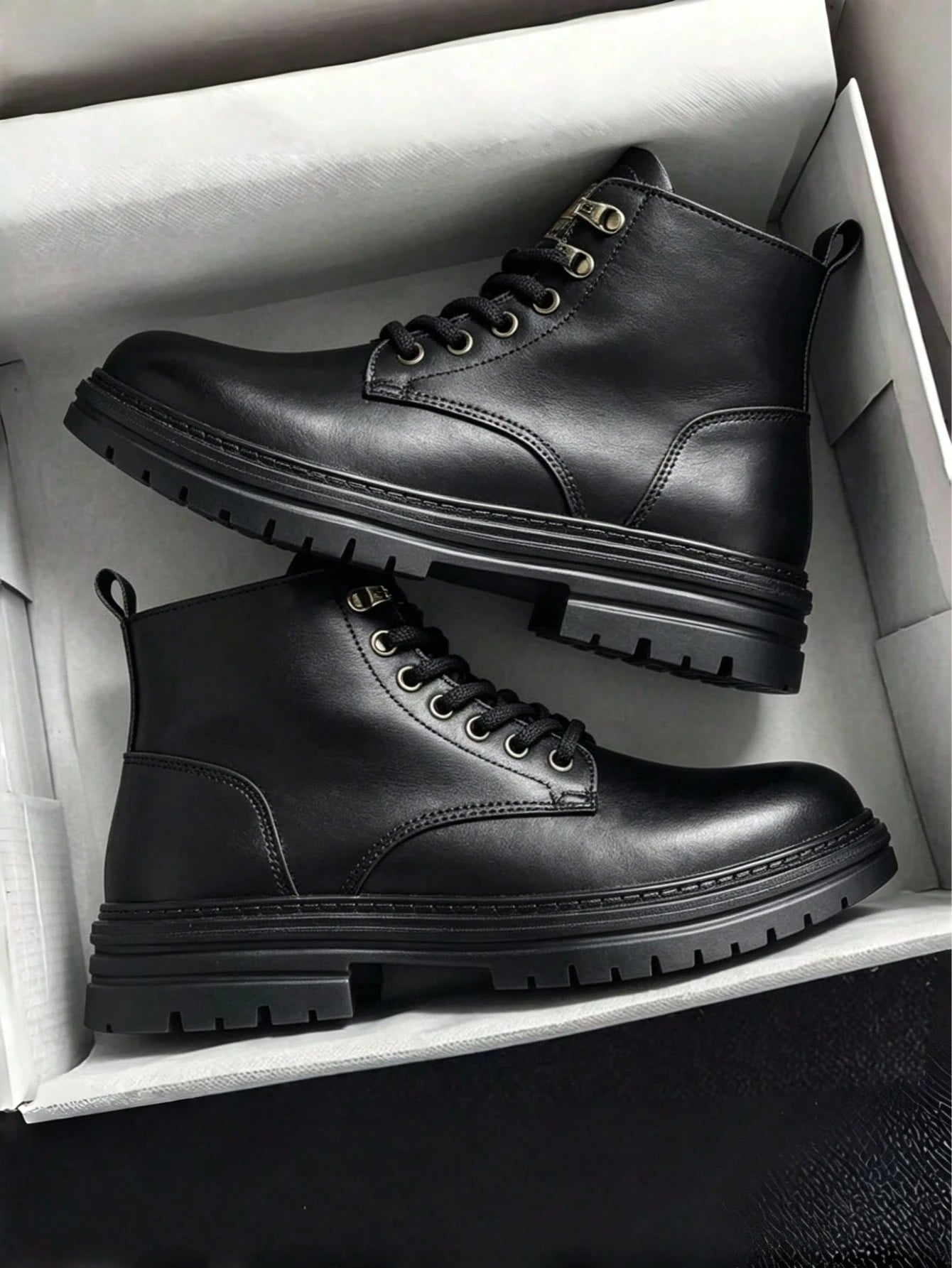 A Pair Street Lace Up Zipper Men's Boots Outdoor All-Seasnos Men's Short Boots