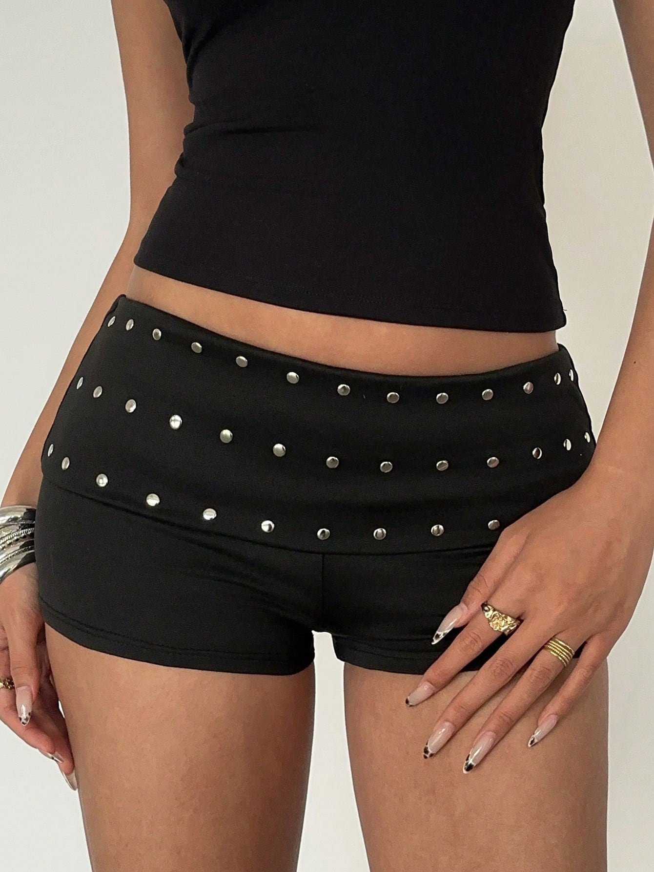 Aloruh Women's Black Elegant Sexy Y2K Revealing Waistband Low Waist Super Shorts, Suitable For Spring/Summer Rhinestone Shorts Low Waist Shorts