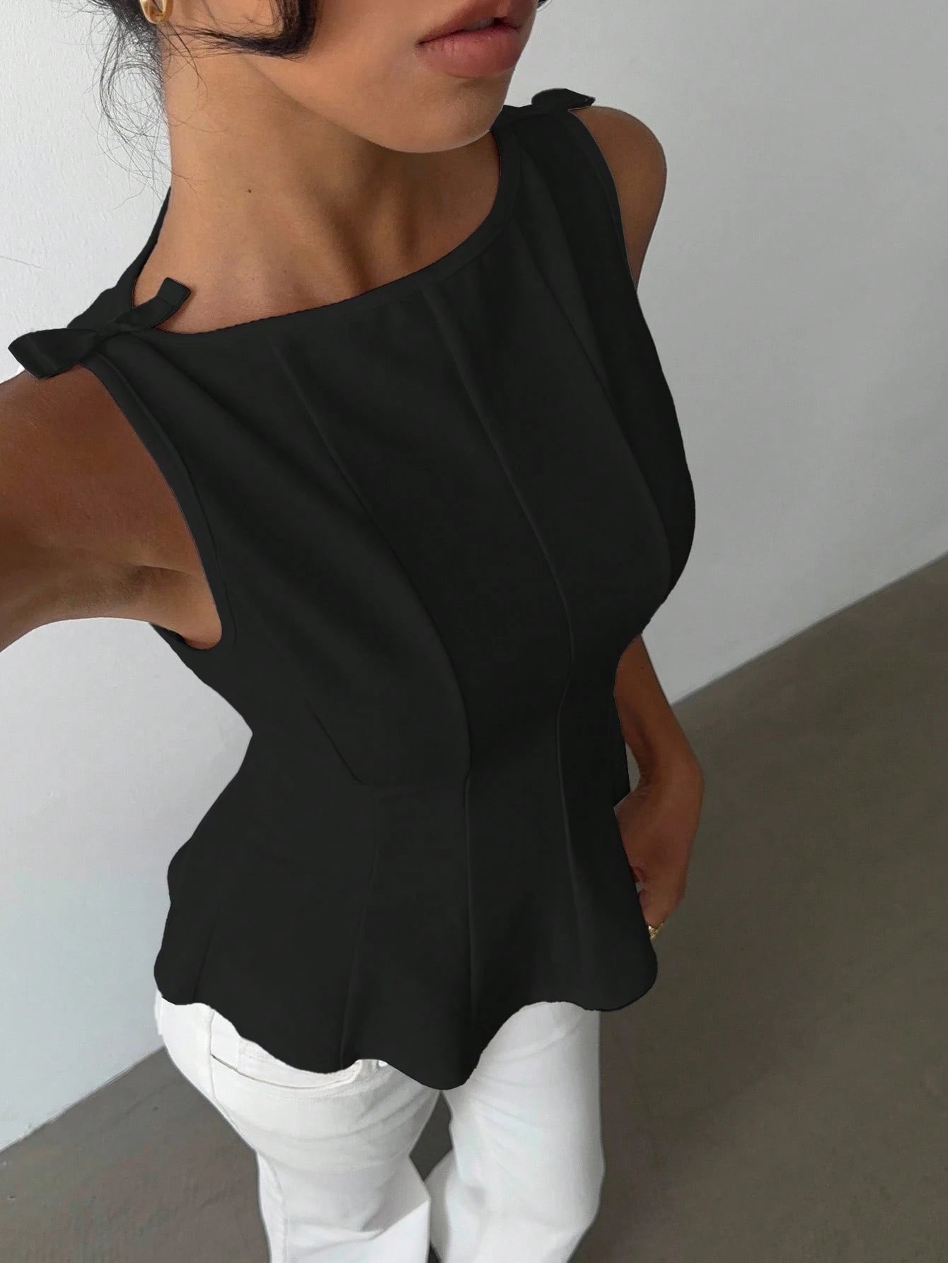 Aloruh Women's Elegant Sleeveless Casual Shirt,Business Top,Summer Tops, Blouses,Casual Blouse For Women,Women's Social