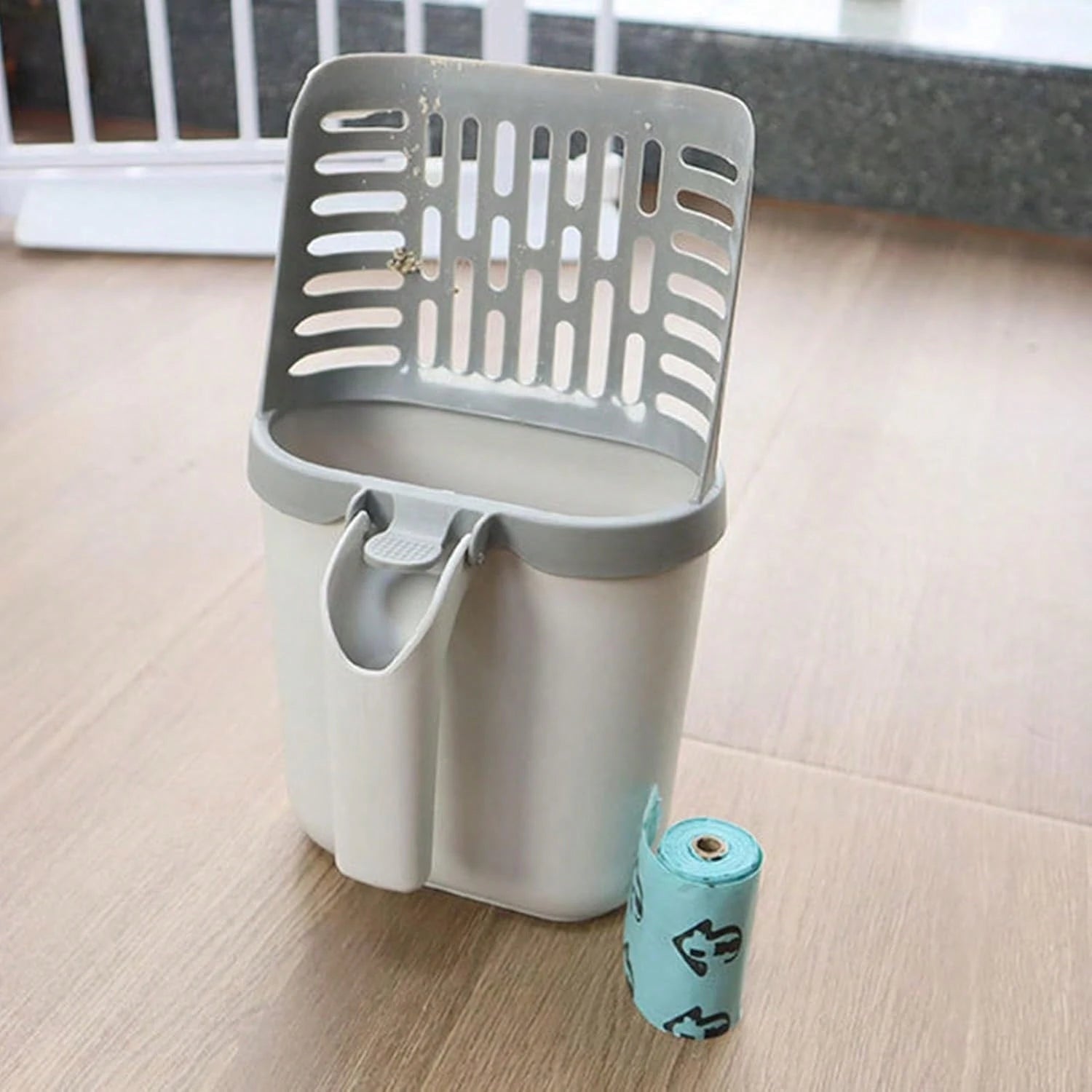 An Upgraded Large-Capacity Cat Litter Scoop With Stand And 1 Spare Bag-Durable, Portable Scoop Body With Spill-Proof Design For Hygienic Storage-Ideal For Multi-Cat Households, Travel, Or Home Use; Se