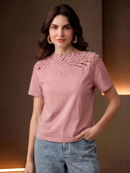 Anewsta Elegant Vacation Style Neckline Patchwork Leaf Lace White Short Sleeve T-Shirt For Women