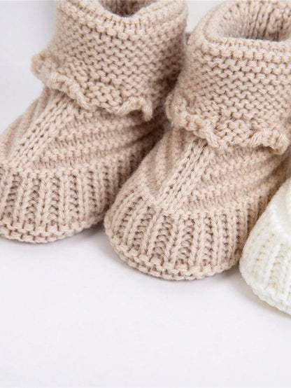 Baby Booties Newborn Babe First Walkers Knit Boots Warm Knit Crib Shoes Crochet Soft Infant Sock For Boy Girl