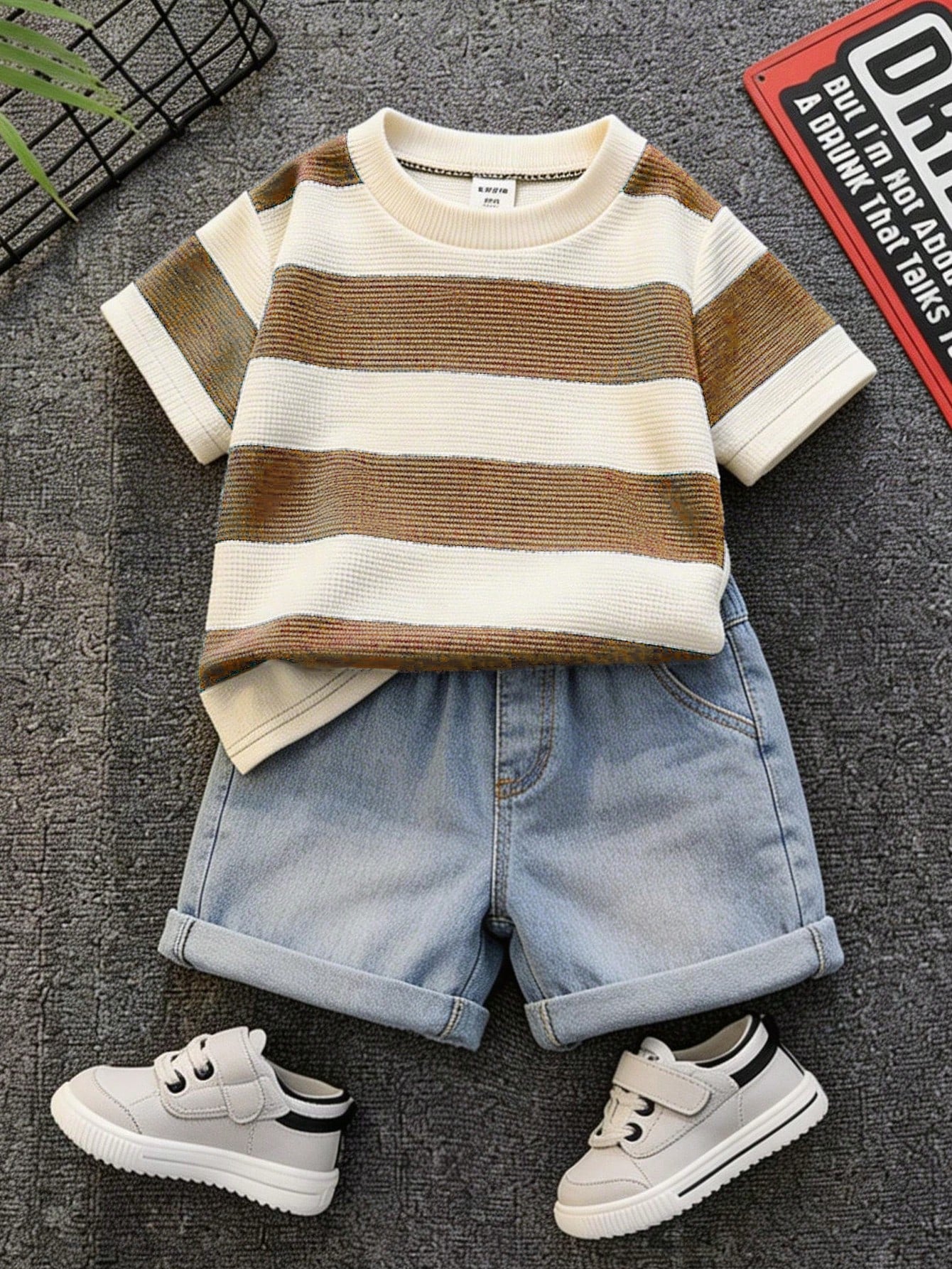 Baby Boy Letter Print Round Neck Short Sleeve T-Shirt And Shorts Casual Daily Outfit