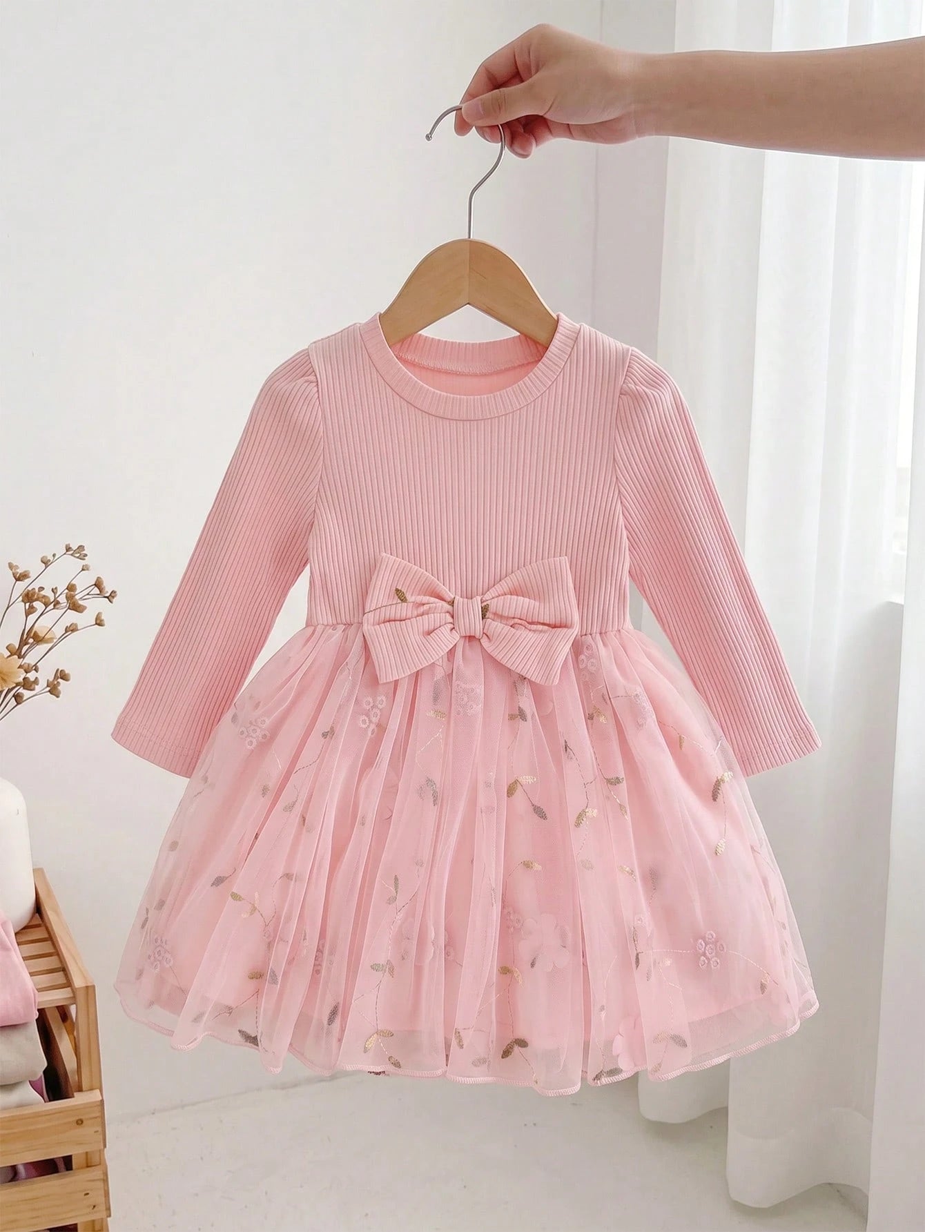 Baby Girl Casual Cute Minimalist Embroidered Mesh Fabric Outfit, Long Sleeve Ribbed Spring/Autumn Short Loose Dress, Suitable For Indoor/Outdoor Activities And Shopping
