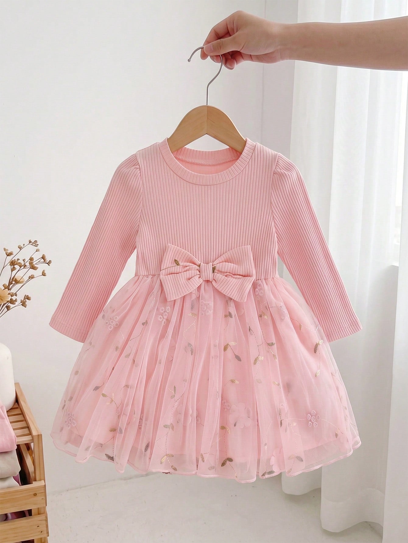 Baby Girl Casual Cute Minimalist Embroidered Mesh Fabric Outfit, Long Sleeve Ribbed Spring/Autumn Short Loose Dress, Suitable For Indoor/Outdoor Activities And Shopping