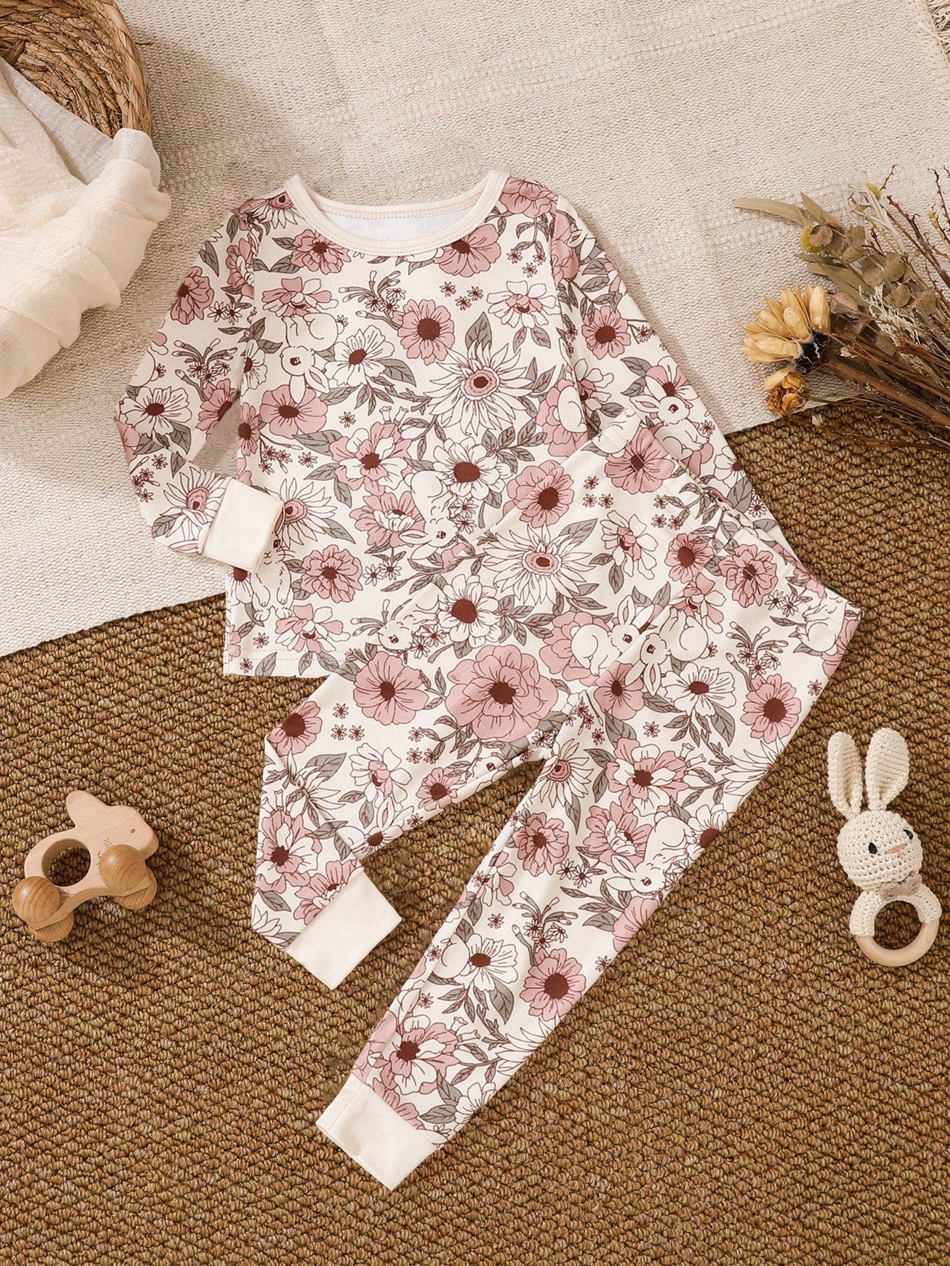 Baby Girl Pink Floral Base Floral Allover Print Long Sleeve Top And Leggings 2pcs Snug Fit Pajamas Set Night Photoshoot Autumn Cute Family Matching