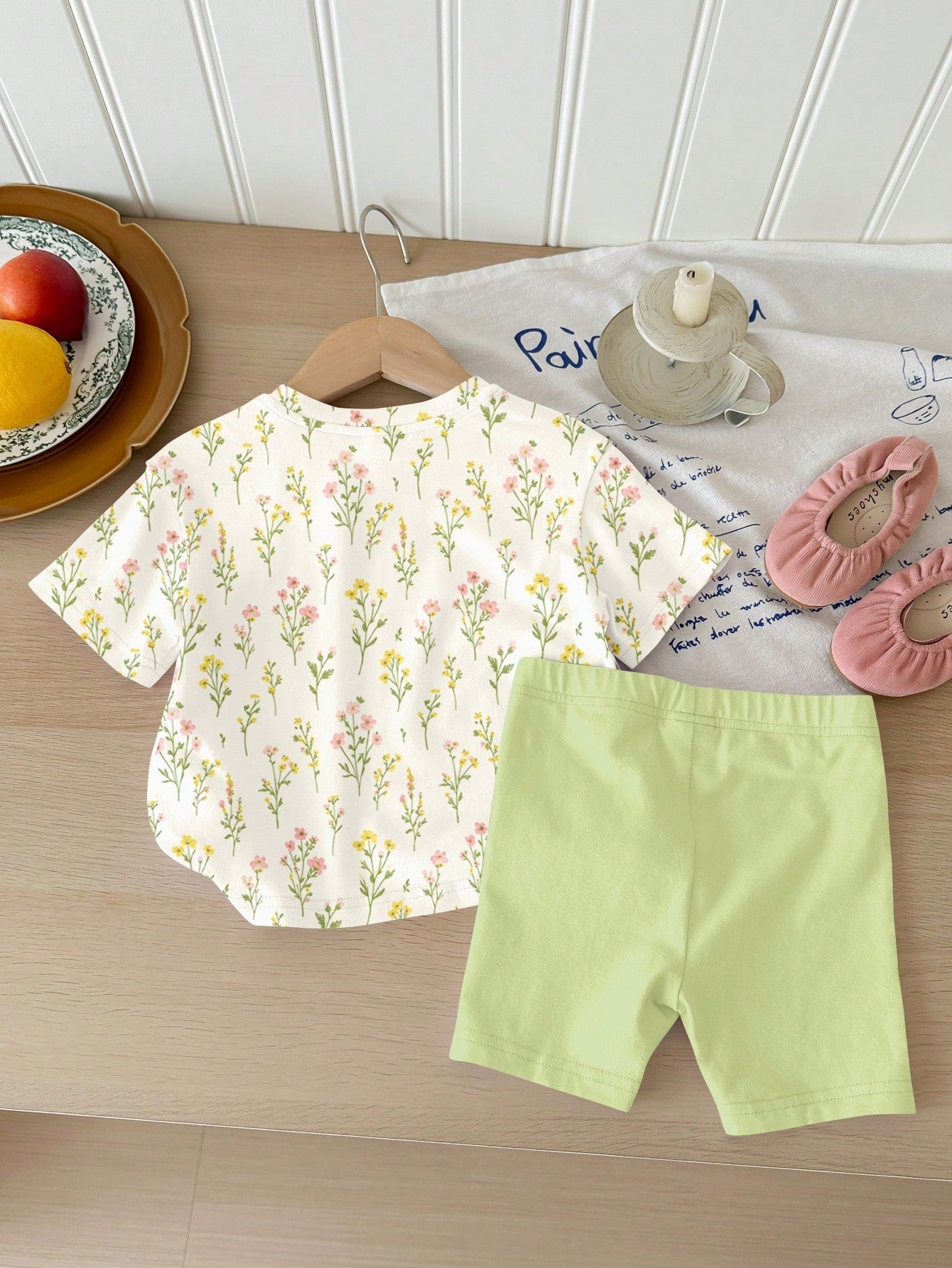 Baby Girl Summer Casual Sweet Cute Ditsy Floral Comfortable Short Sleeve T-Shirt And Skinny Shorts Set