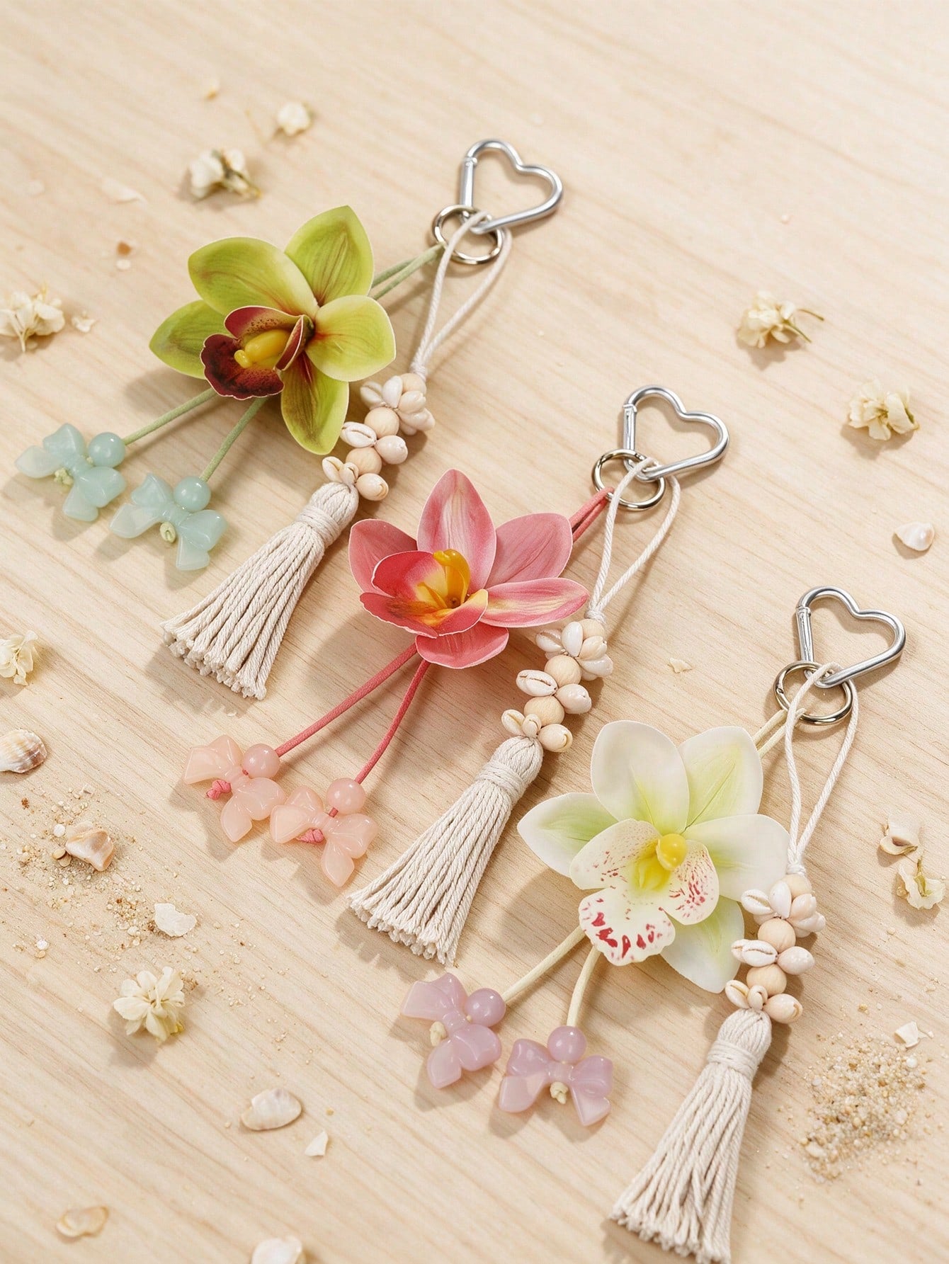 Bohemian Style Wooden Bead Faux Orchid Keychain With Shell Tassel, Y2K Cute Flower Bag Charm, Hawaiian Tropical Lucky Key Ring/Beach Accessory/Gift, Artificial Flower Keychain, Bohemian Party Gift, Su