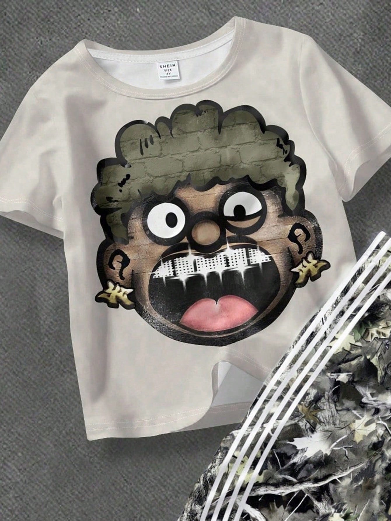 Bolty 2pcs Baby Boy Cartoon Character Print Short Sleeve T-Shirt And Striped Flare Pants Knit Set,Beige,Summer,Casual,City Break,Street Style Outfit