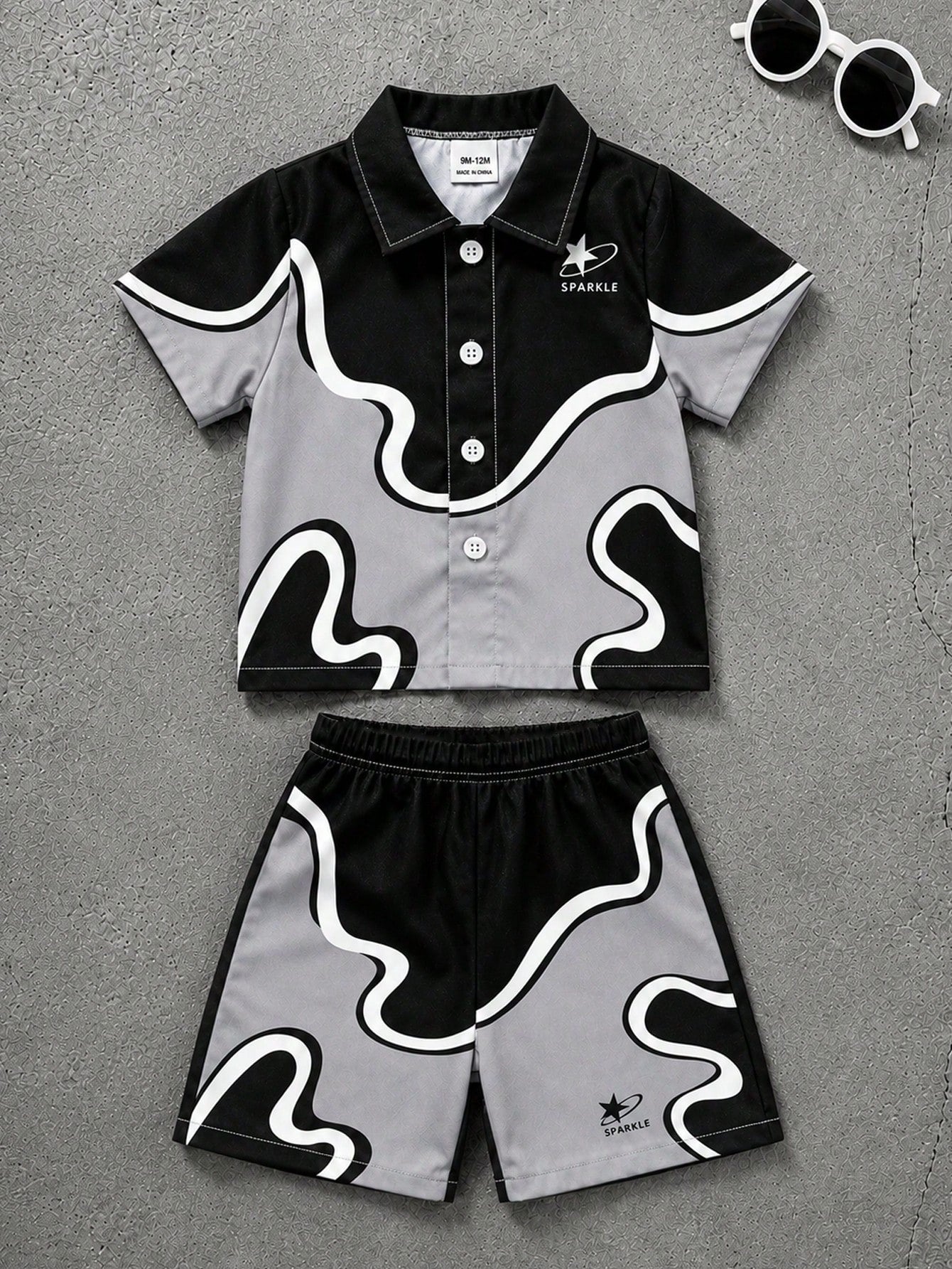 Boys Black Grey White Colorblock Abstract Wave Print Shirt With "SPARKLE" Star Pattern On Chest Paired With Casual Shorts, Streetwear Cool Style, Boys Short Sleeve Shorts Set, Boys Clothing, Boys Shir