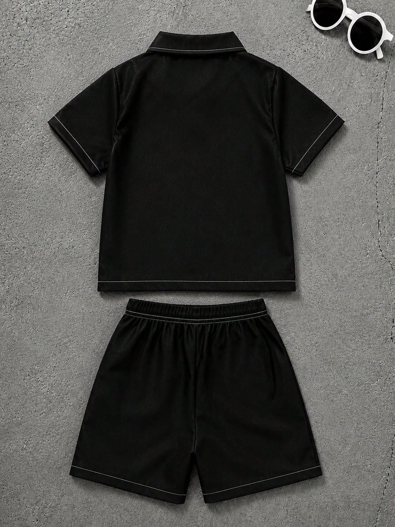 Boys Black Grey White Colorblock Abstract Wave Print Shirt With "SPARKLE" Star Pattern On Chest Paired With Casual Shorts, Streetwear Cool Style, Boys Short Sleeve Shorts Set, Boys Clothing, Boys Shir