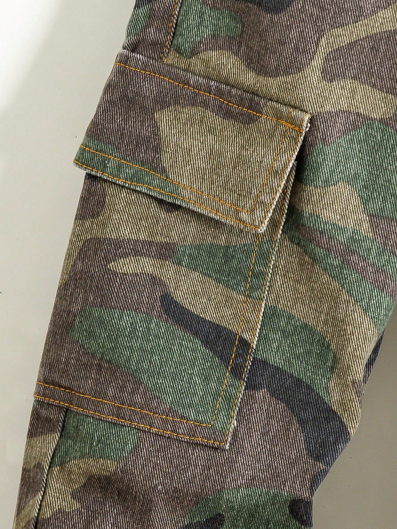 Boys' New Fashion Cargo Style Elastic Waist Multi-Pocket Design Casual Camouflage Denim Jeans Suitable For Street Style Matching School Outings Multi-Scenario Wear Camouflage Denim Jeans