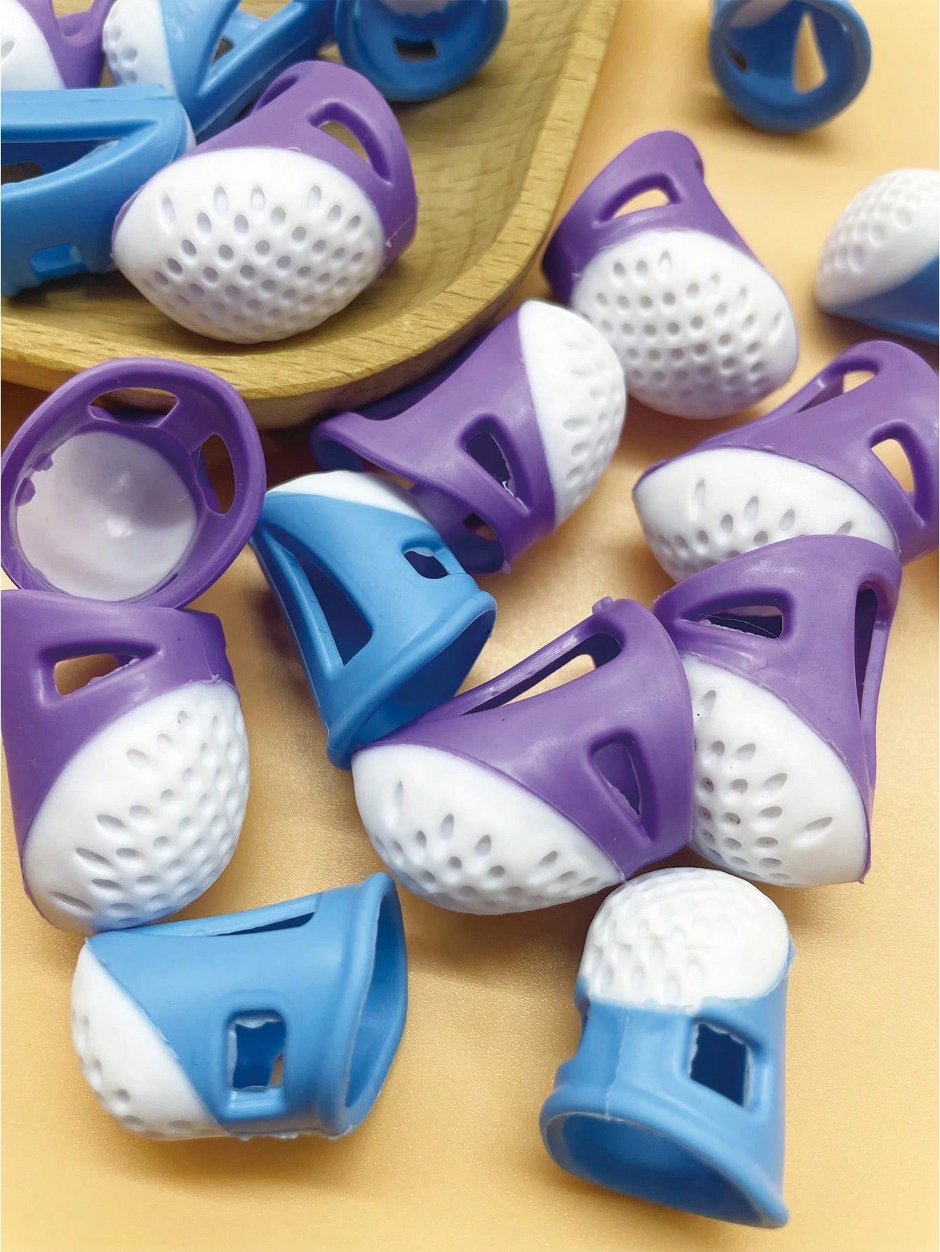 Breathable Silicone Finger Protectors Set, 2pcs Blue/Purple Optional Sewing Thimbles, Soft Flexible Non-Slip Finger Guards, Suitable For Long-Term Handcrafting, Compatible With Sewing And DIY Crafts