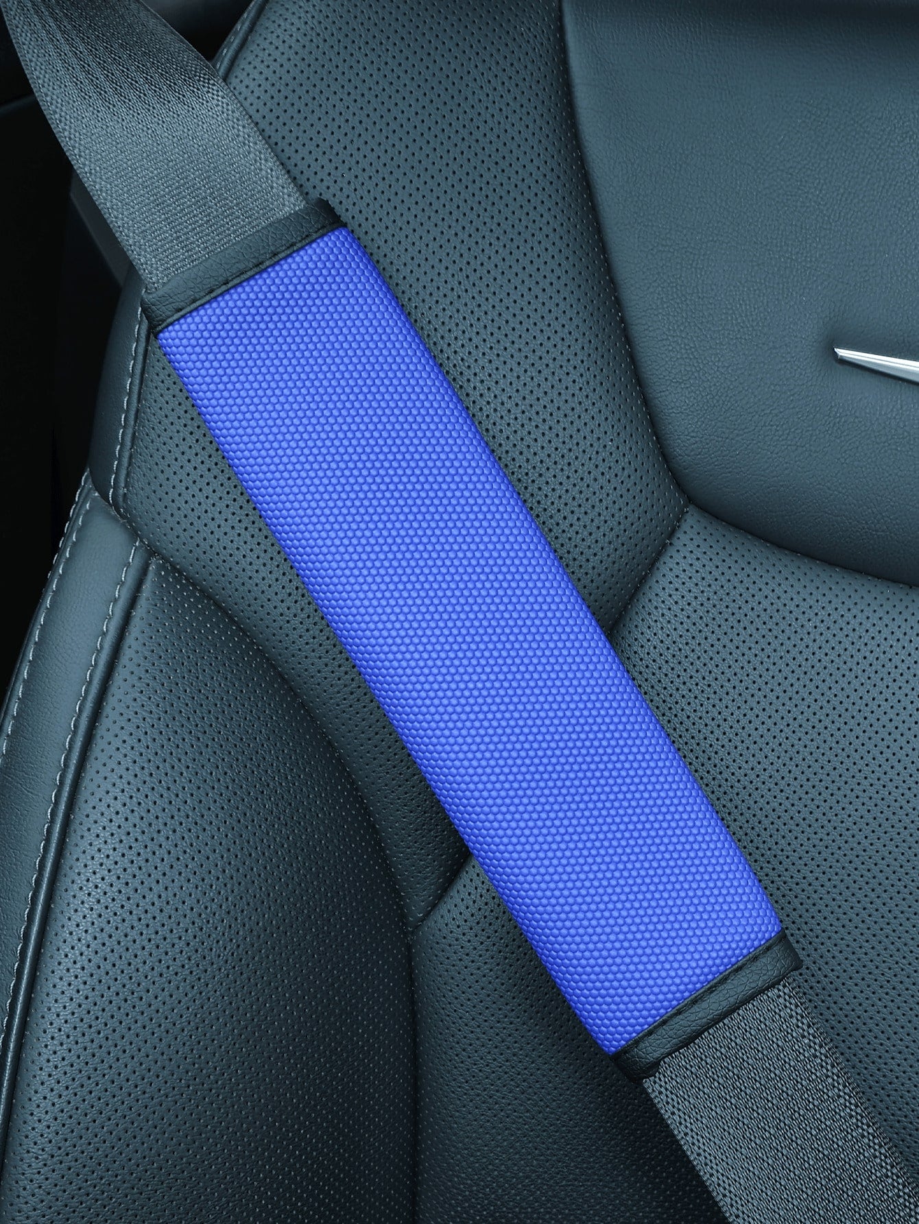 Car Seat Belt Shoulder Pad, Basketball Textured Embossed Dot Shaped Anti Slip Artificial Leather Seat Belt Cover, General Motors SUV Truck Wear-Resistant Shoulder Pad