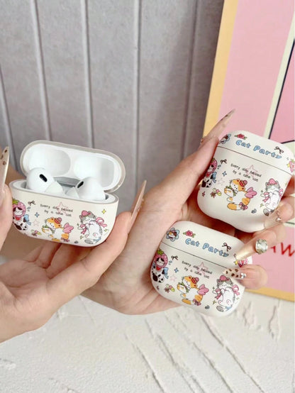 Cartoon Cat Party Earphone Protective Case, Cute Strawberry Kitten Bow Print Hard Shell, Sweet Girly Wireless Earbuds Cover, Travel Airport Accessory Compatible With AirPods4 1,2,3,4,Pro,Pro2,Pro3