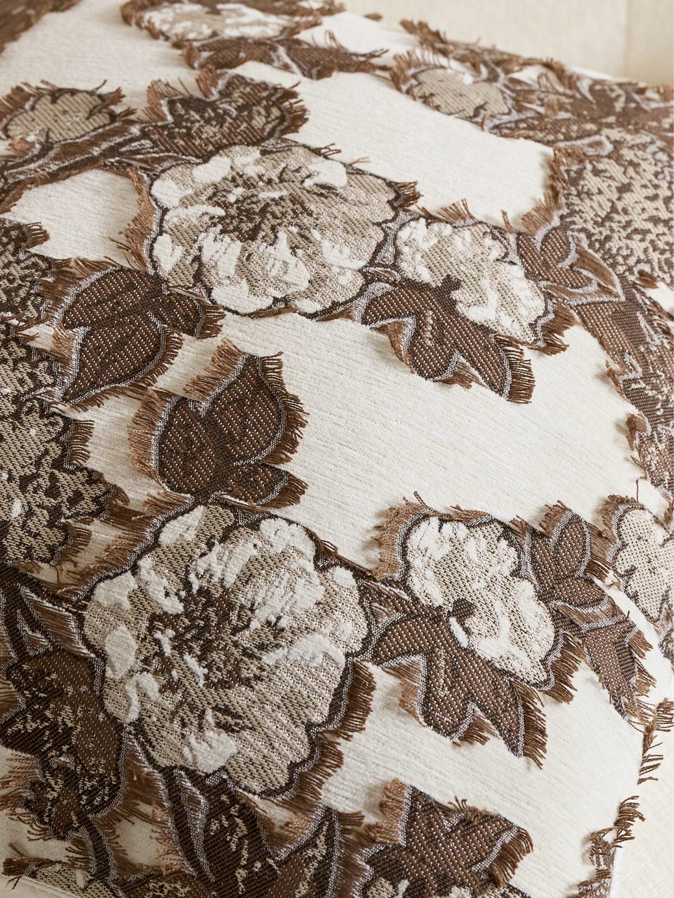 Cirelle 1pc/2pcs Brown Floral Throw Pillow Cover, Textured Jacquard Cushion Case, Coffee & Cream Vintage Decorative Pillow Shell For Couch Sofa Bedroom Living Room Home Decor (No Insert)