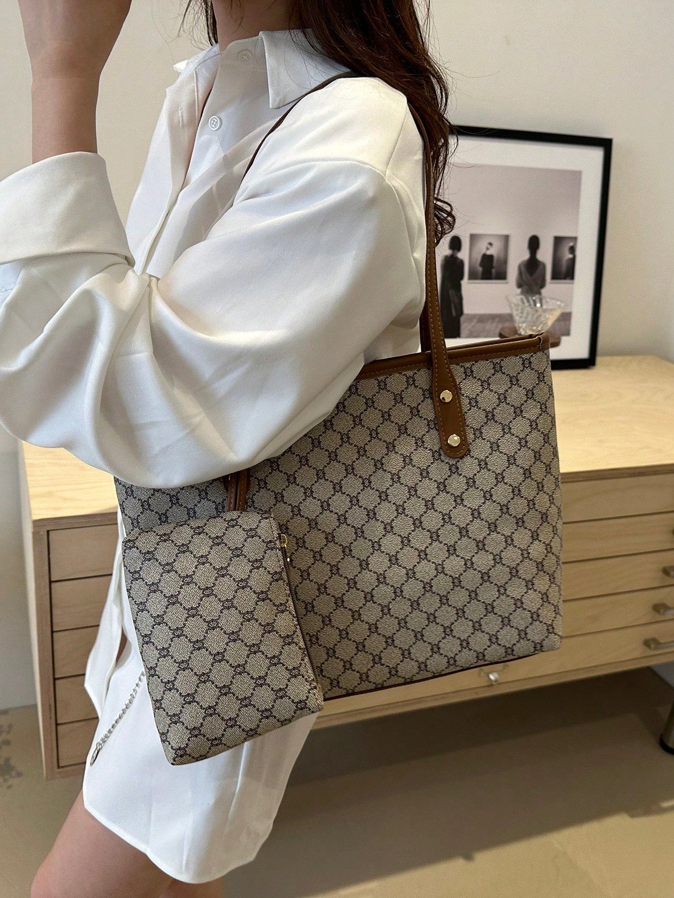 Classic Elegant Handbag, Women's Tote Bag, High-Quality Material, Valentine's Day Gift,Business Professional Women